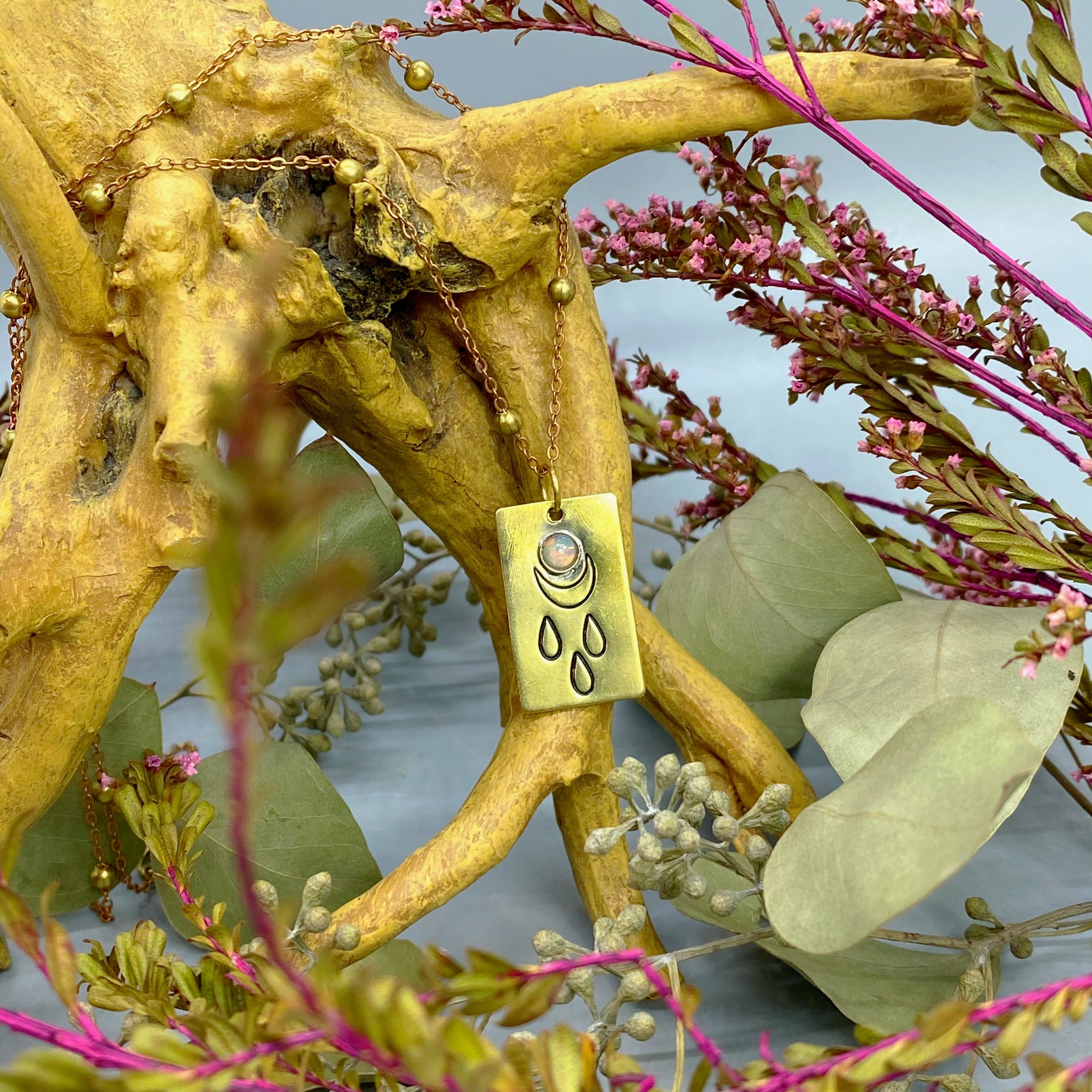 Ersa Necklace03.jpeg