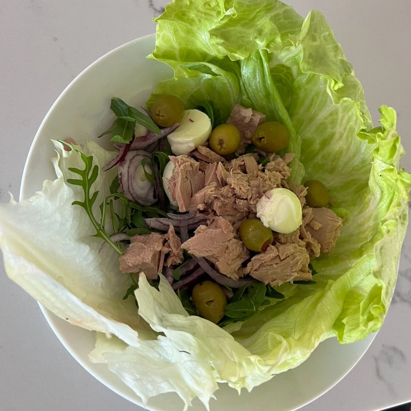 Real food, simple ingredients, and balance on a plate (or in this case, in a lettuce bowl 😉). Fuel your body with what makes you feel good ✨
