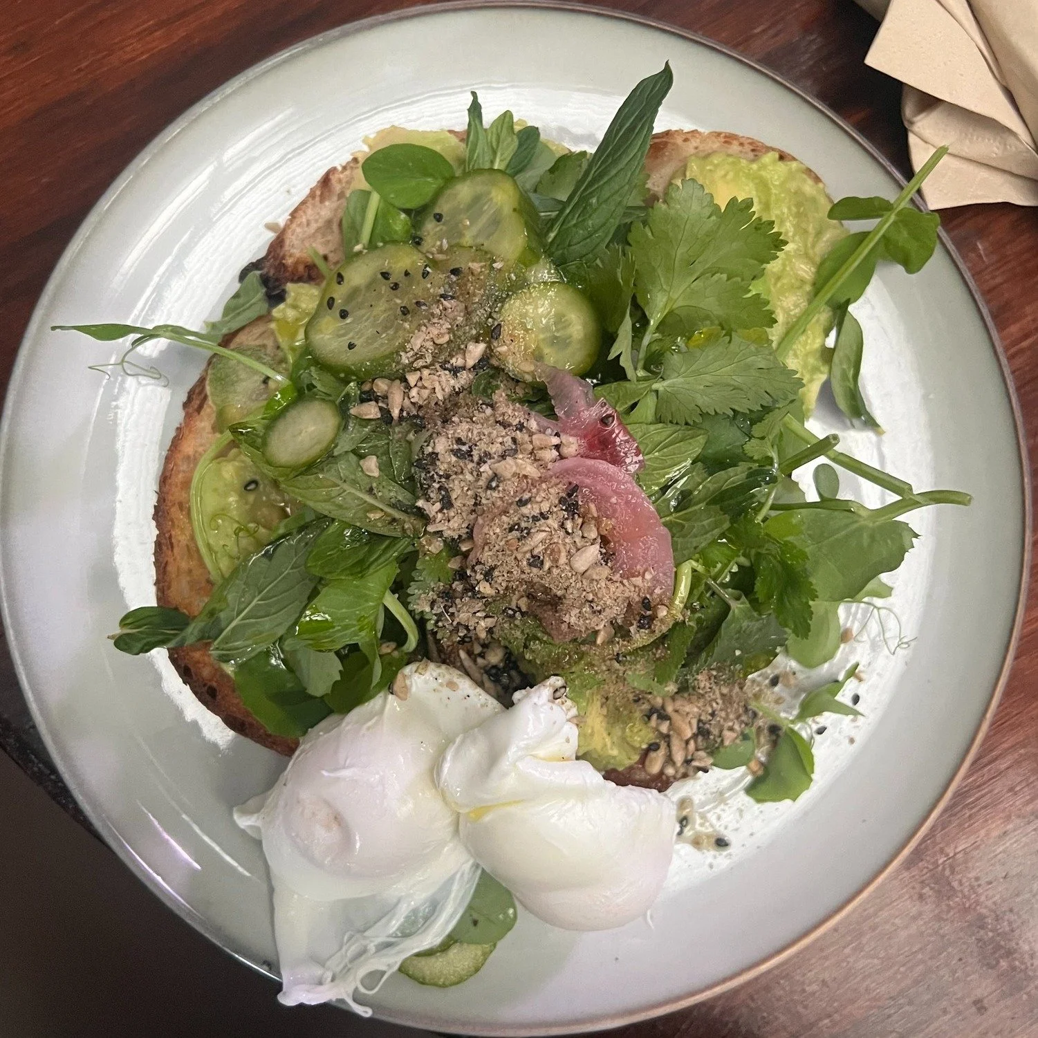 Eating out tip 👉 look for balance where you can: a good protein source, some veg, and carbs that will leave you satisfied. But also&hellip; if there&rsquo;s something you really want, have it and enjoy every bite. Because healthy living is about fle