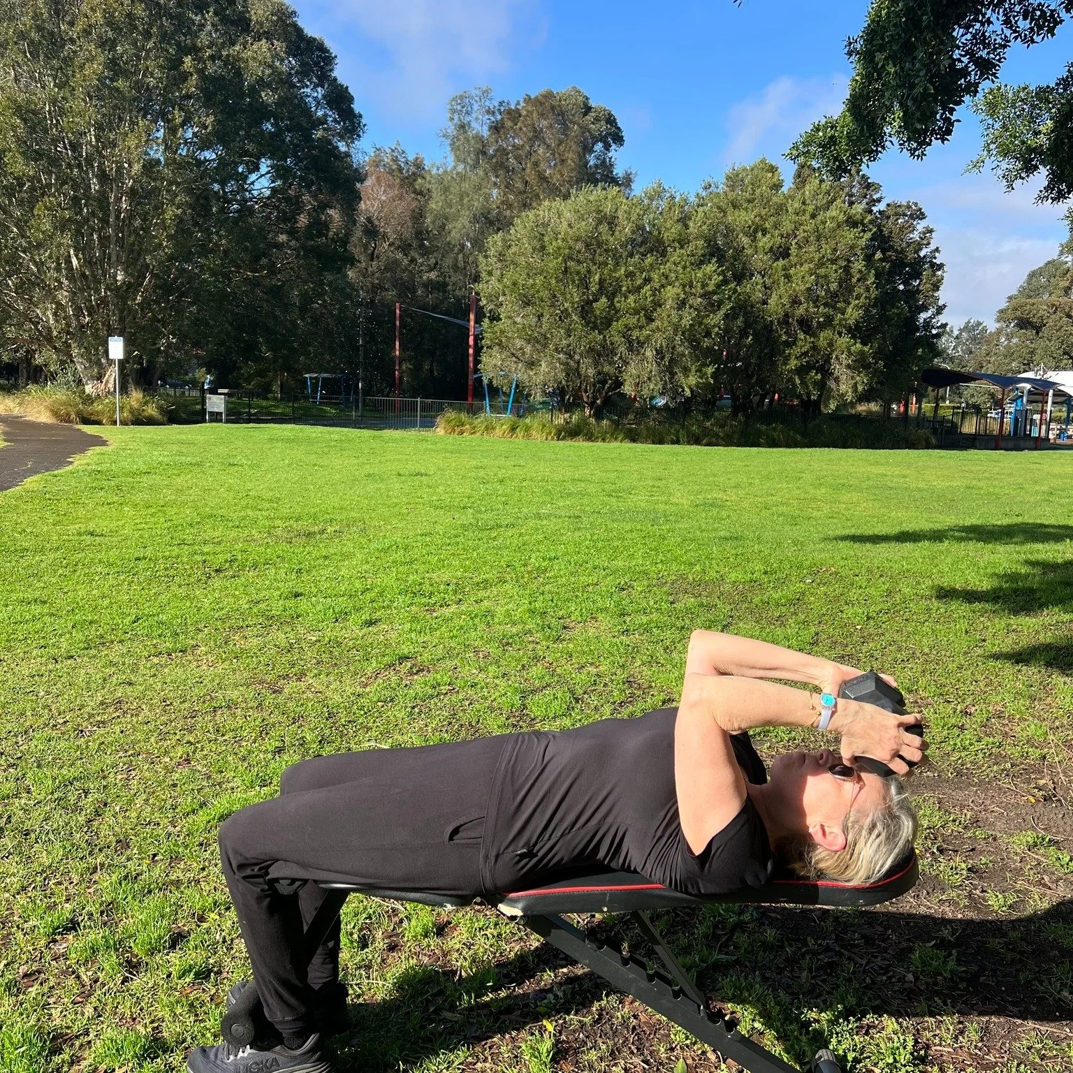 Whether it&rsquo;s perfecting your form, building strength, or finding consistency &mdash; one-on-one sessions give you that extra attention and support to help you shine ✨

#fit #gymmotivation #personaltrainer #exercise #sydneyfitness #outdoortraini