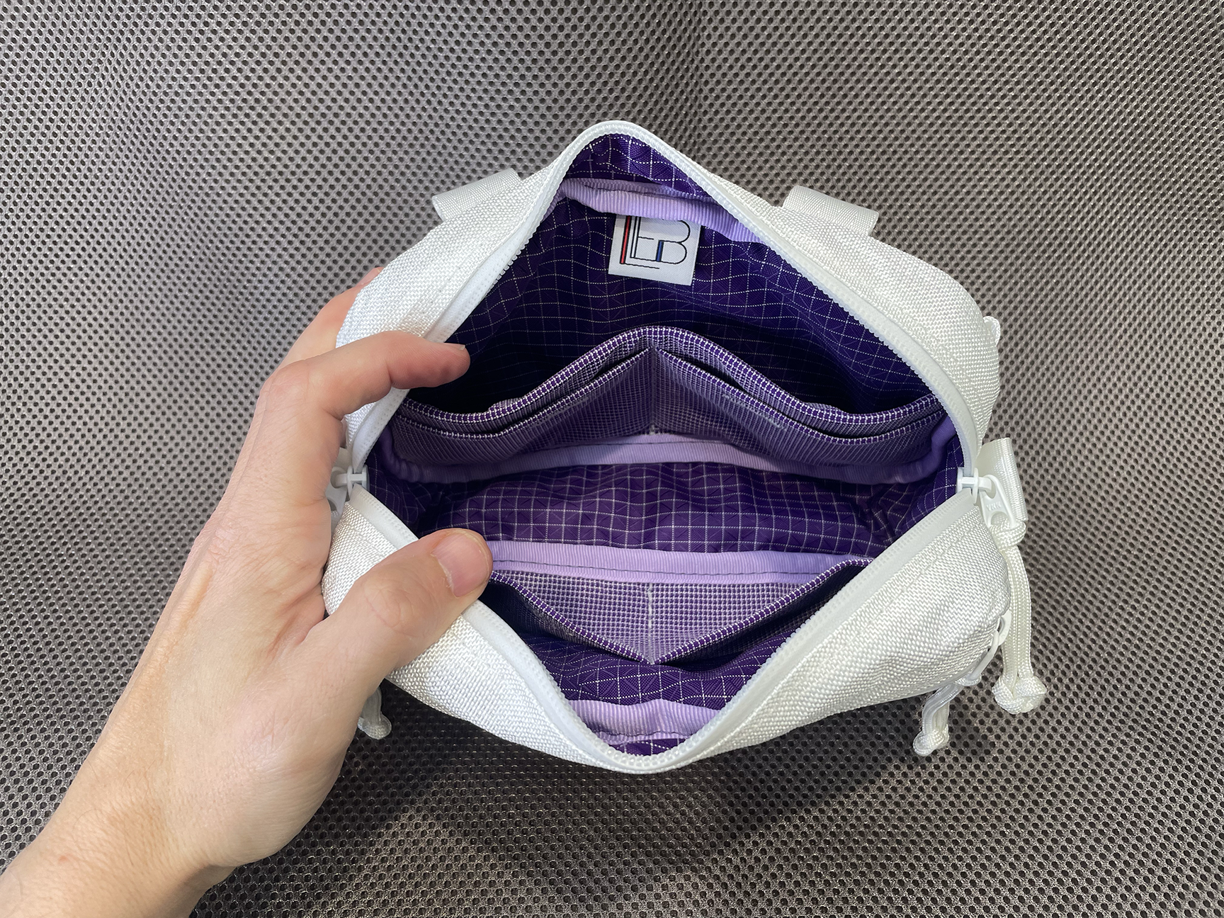 LEB Oct04 Ultra 800 White UHMWPE Purple 04.png