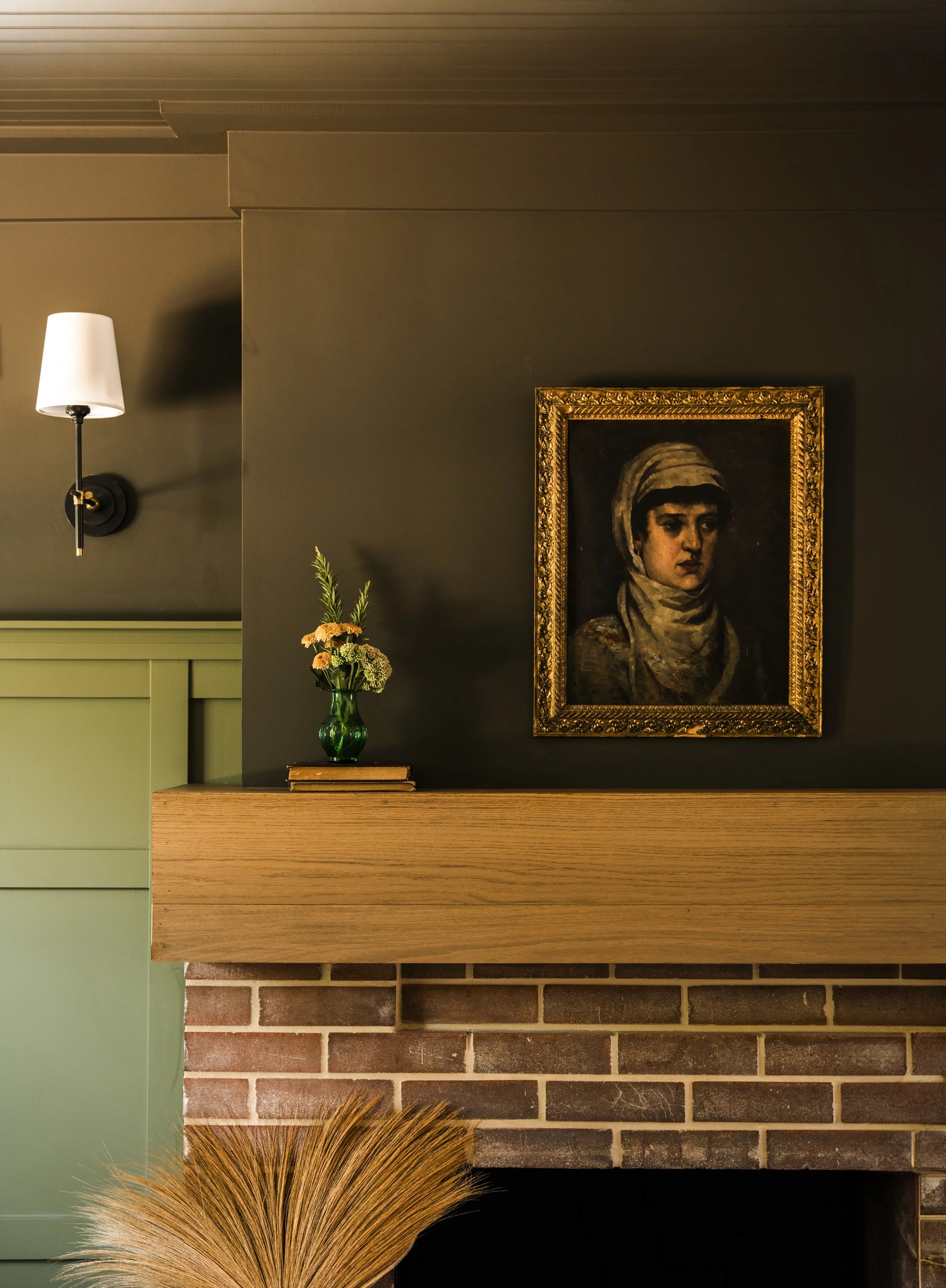 beau-geste-altadena-craftsman-living-room-mantel.jpg