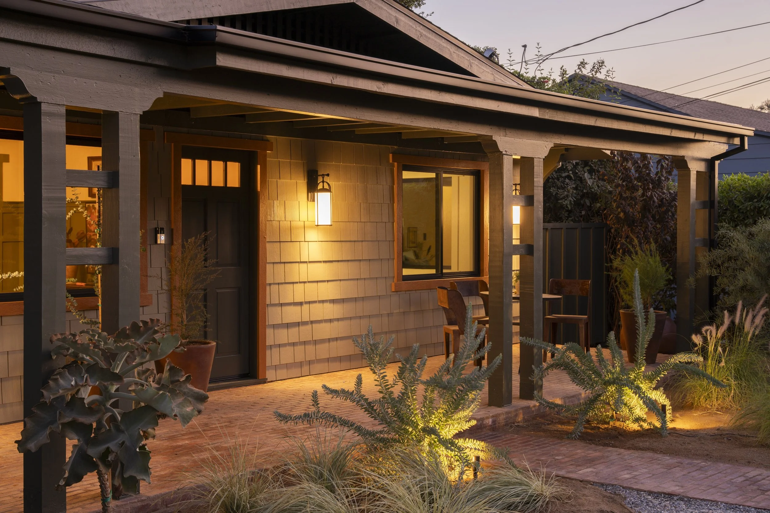 beau-geste-altadena-craftsman-front-porch.jpg