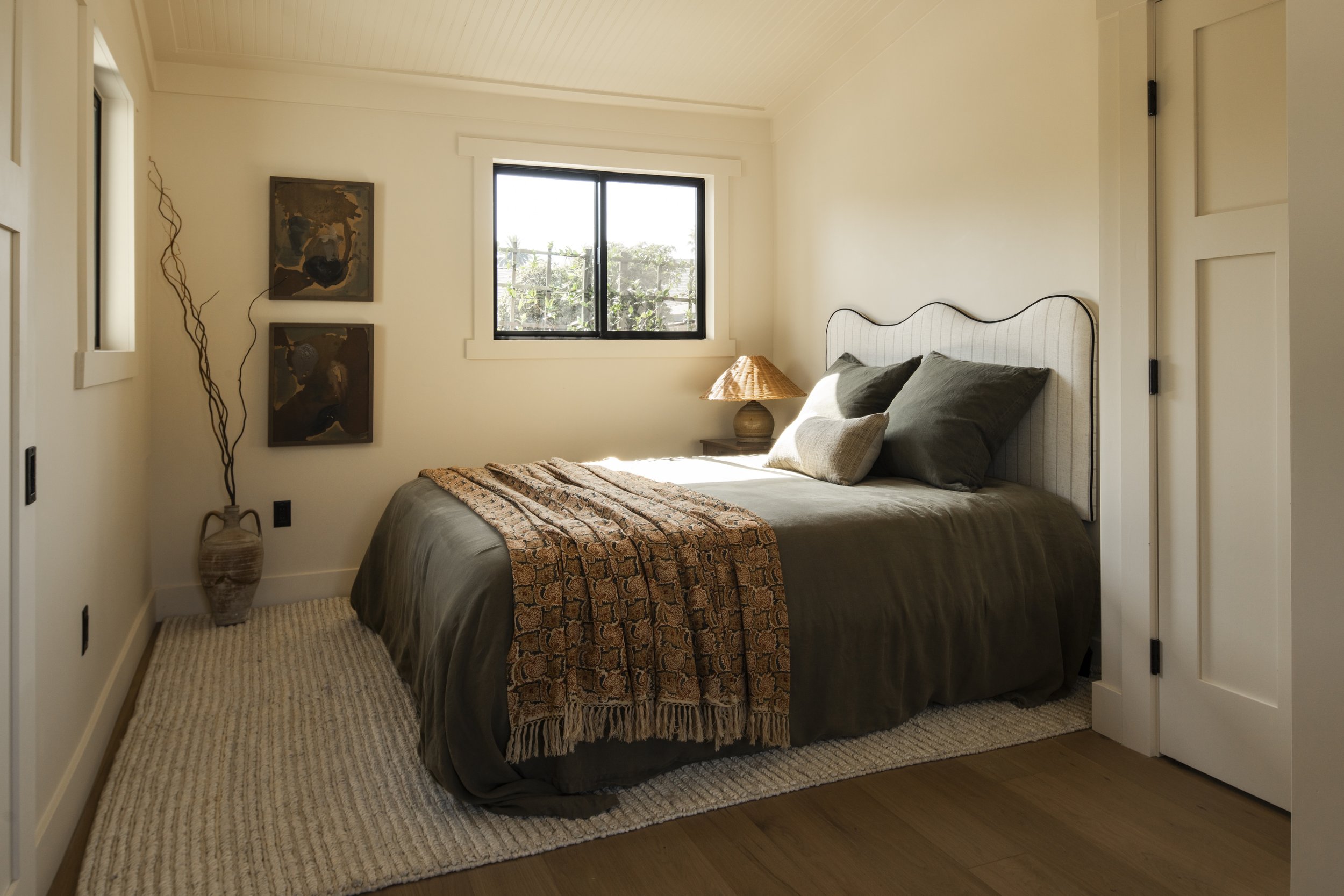 beau-geste-altadena-craftsman-bedroom.jpg
