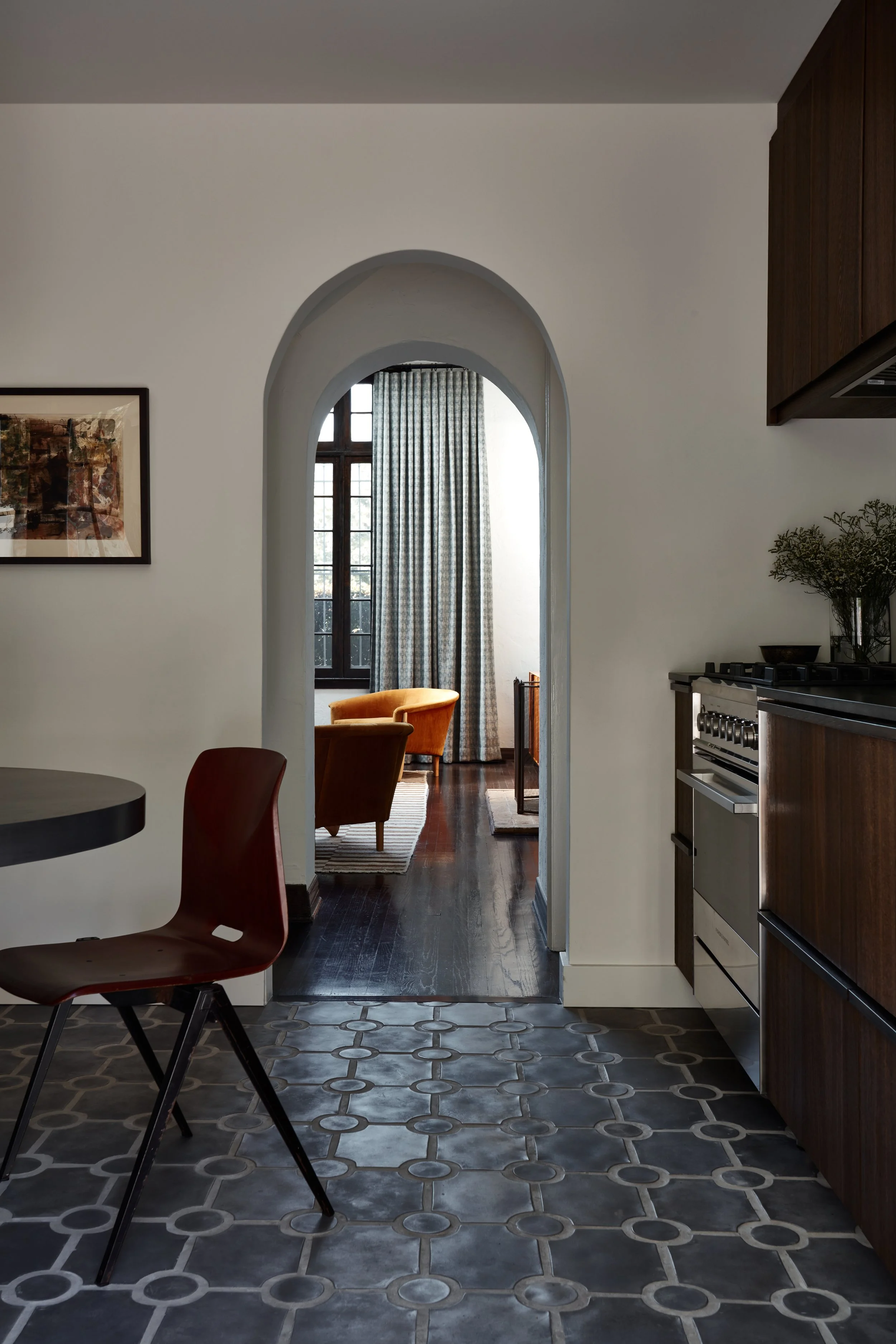 beau-geste-hollywood-townhouse-doorway.jpg