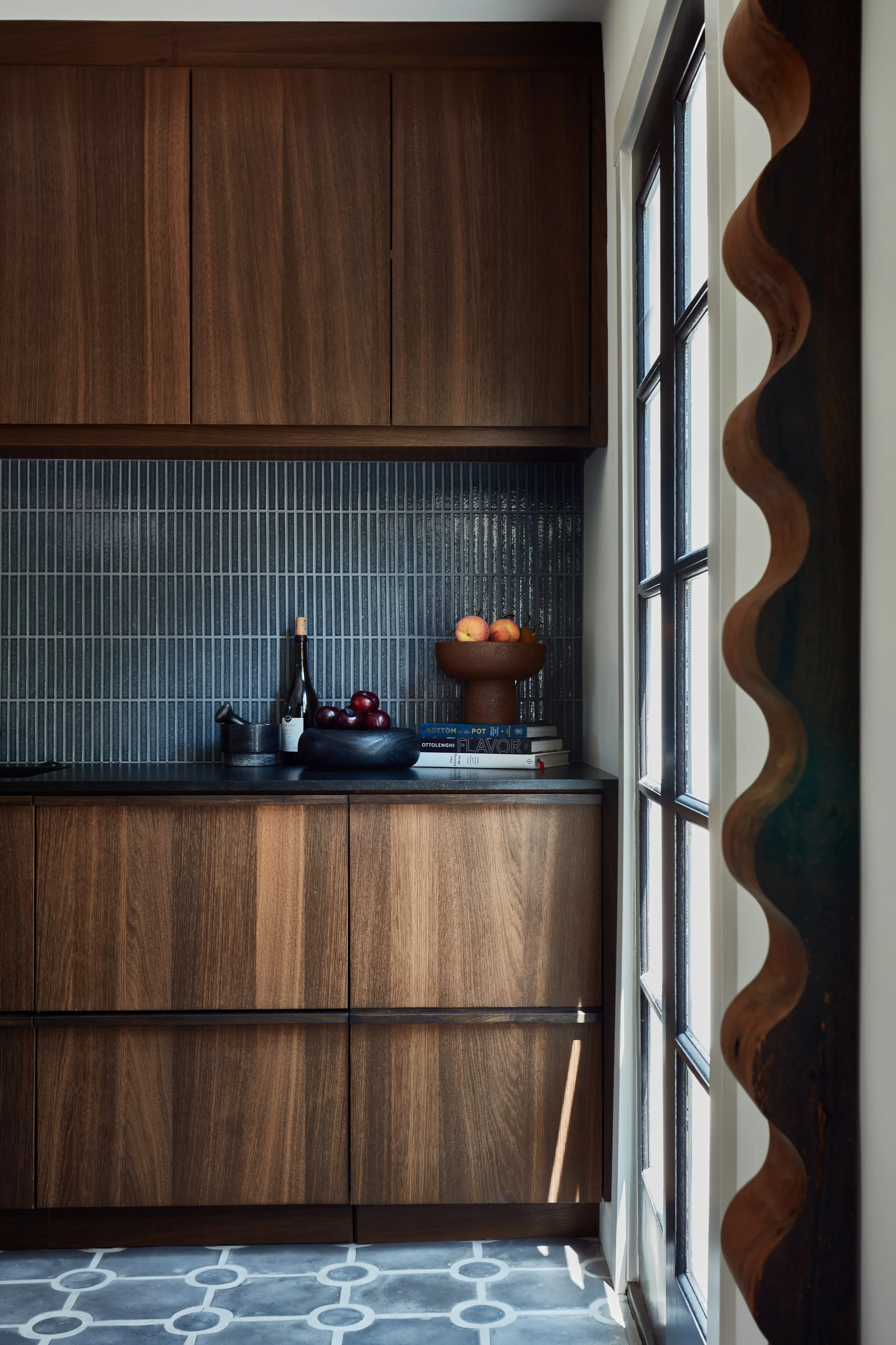 beau-geste-hollywood-townhouse-kitchen-counter.jpg