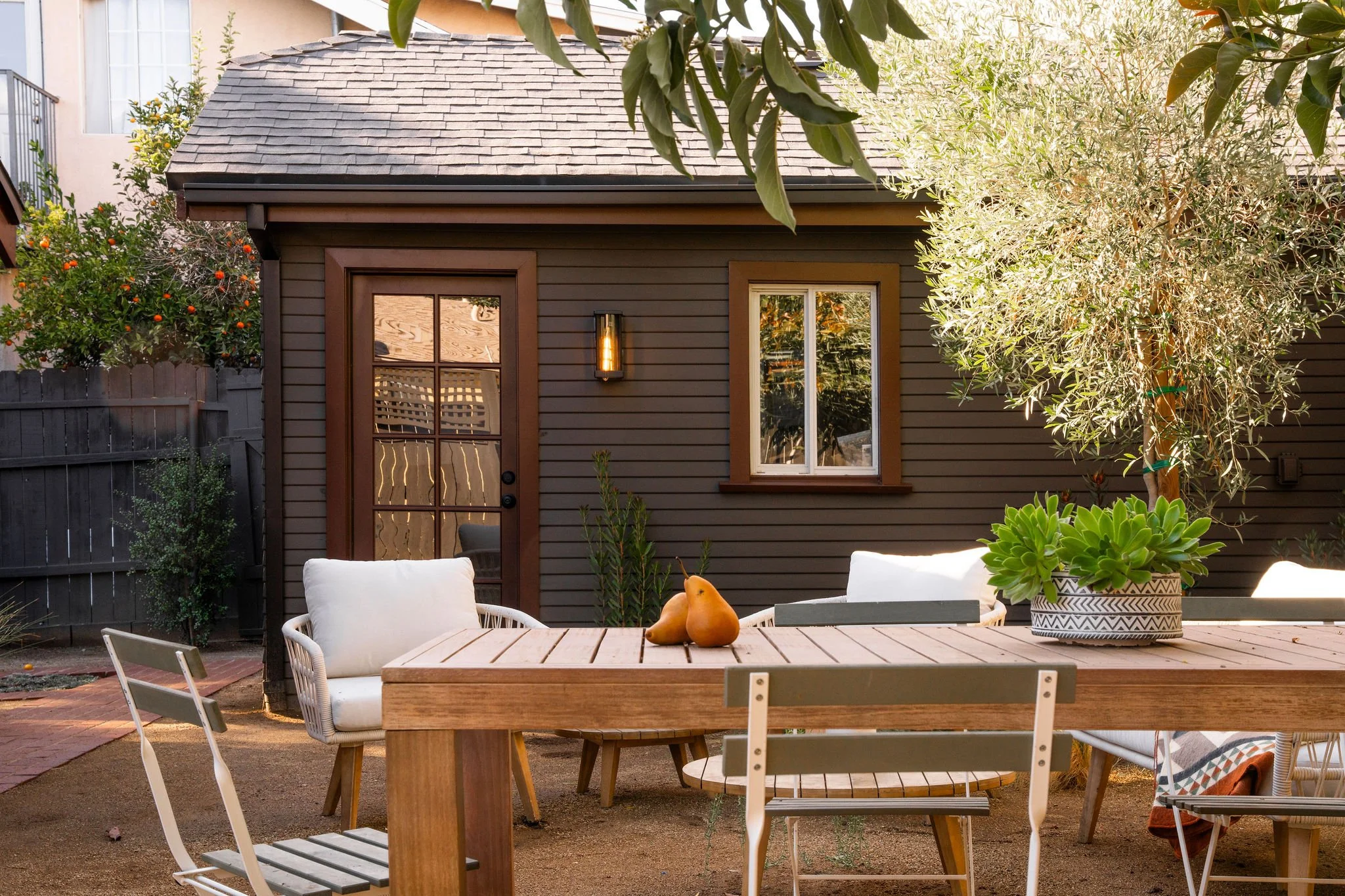 beau-geste-altadena-craftsman-outdoor-dining.jpg