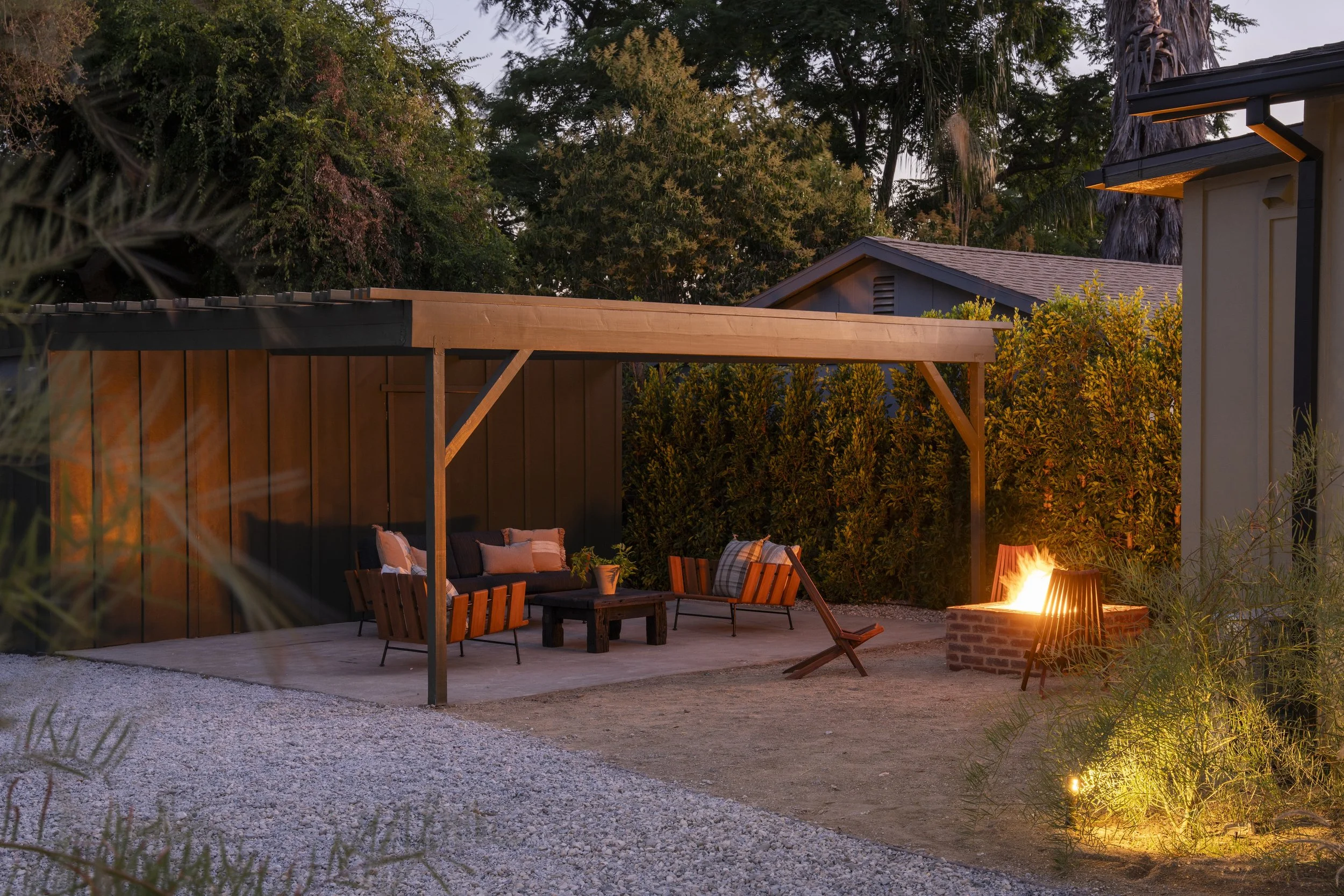 beau-geste-altadena-craftsman-outdoor-area.jpg
