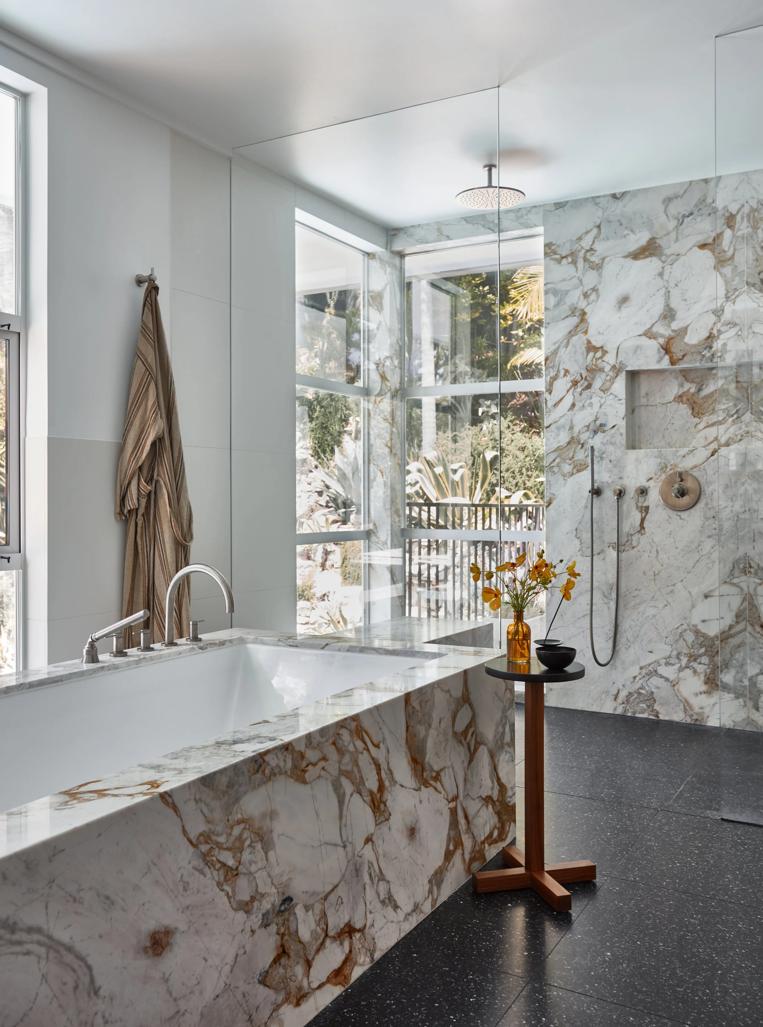 beau-geste-nichols-canyon-ensuite-shower3.jpg