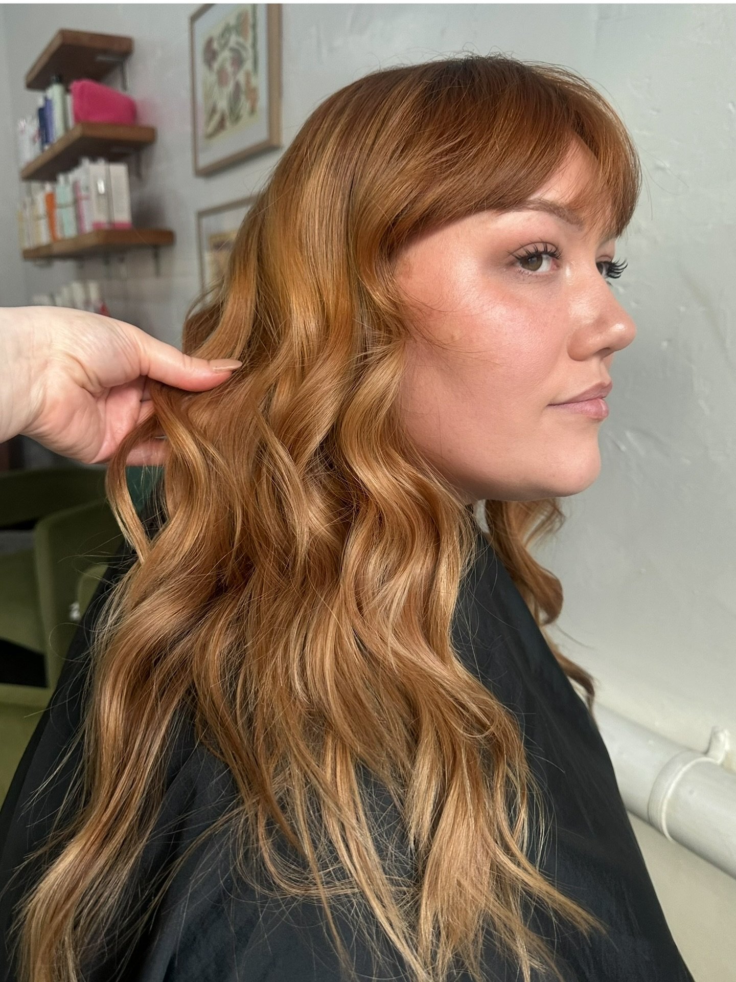 Golden copper glow ✨
We&rsquo;re back tomorrow after a beautiful break and ready for all the hair transformations.
Book online or slide into our DMs 🤍

#goldencopper #salon35018 #hawthornhair
