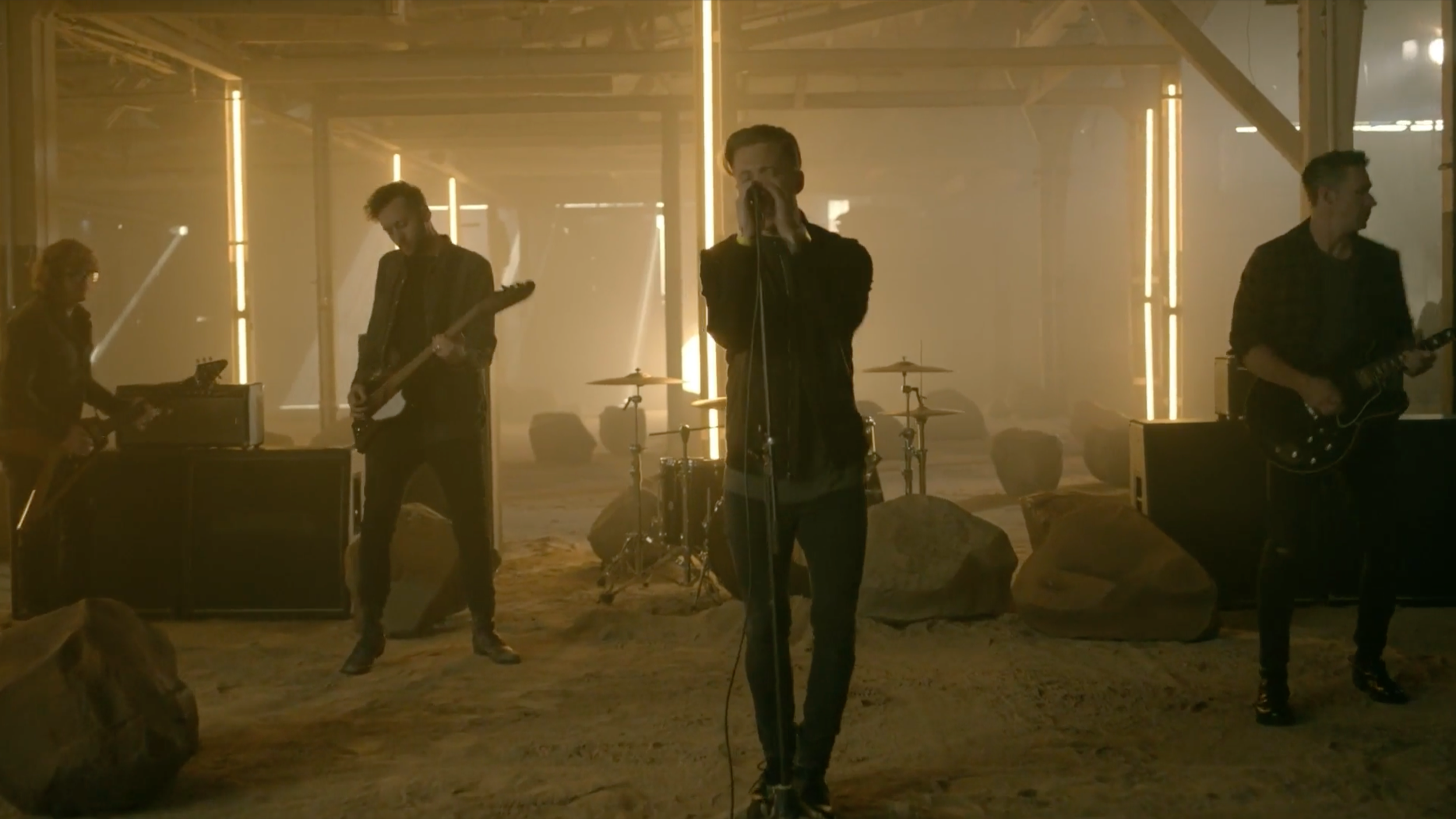 OneRepublic - BORN TO RACE