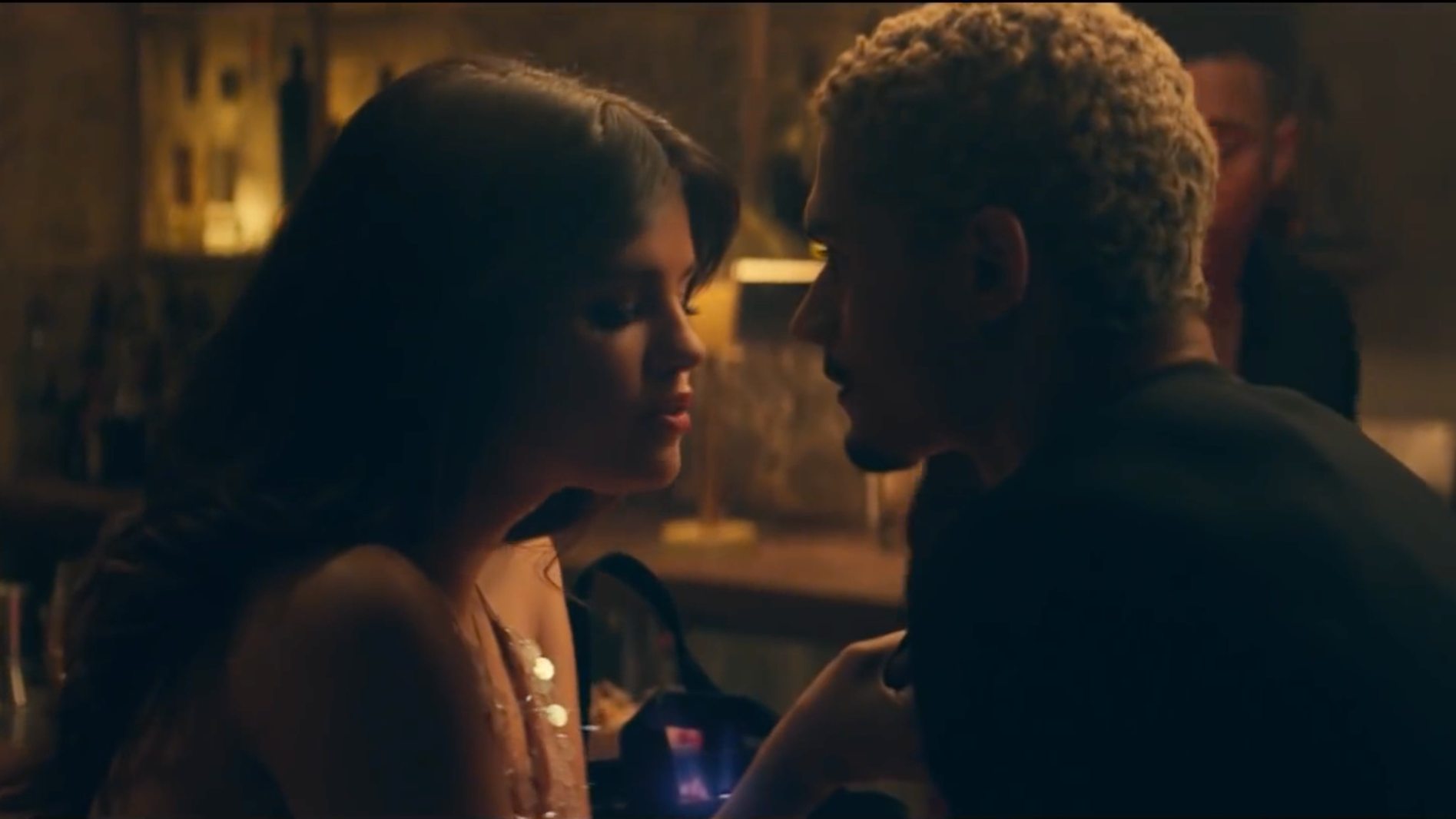 Selena Gomez - Boyfriend