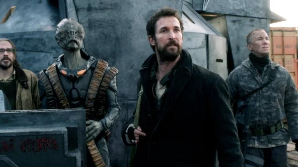Falling Skies (Seasons 1-5, 2010)