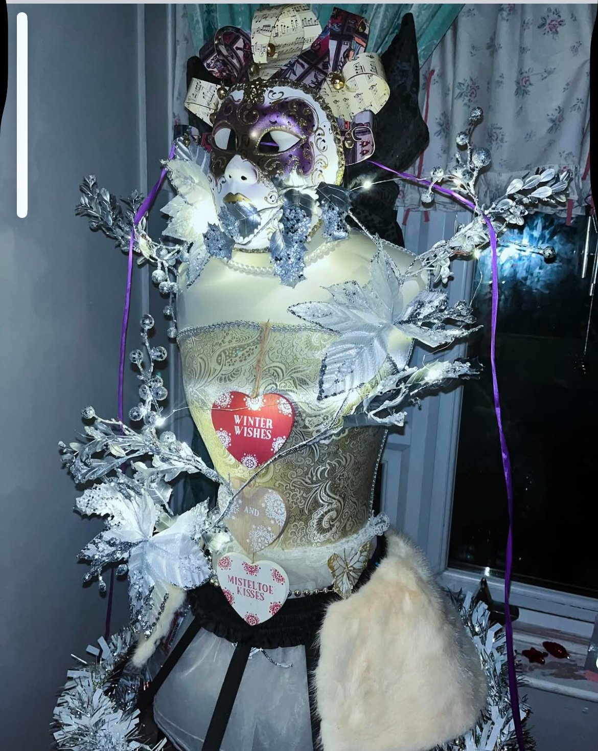 Ice Queen Christmas Deco with Games!
