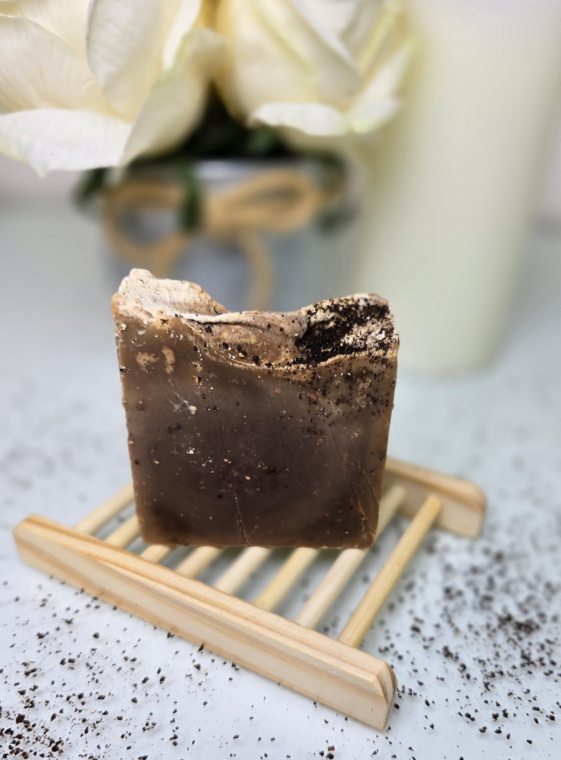 coffe bar on wood.jpg