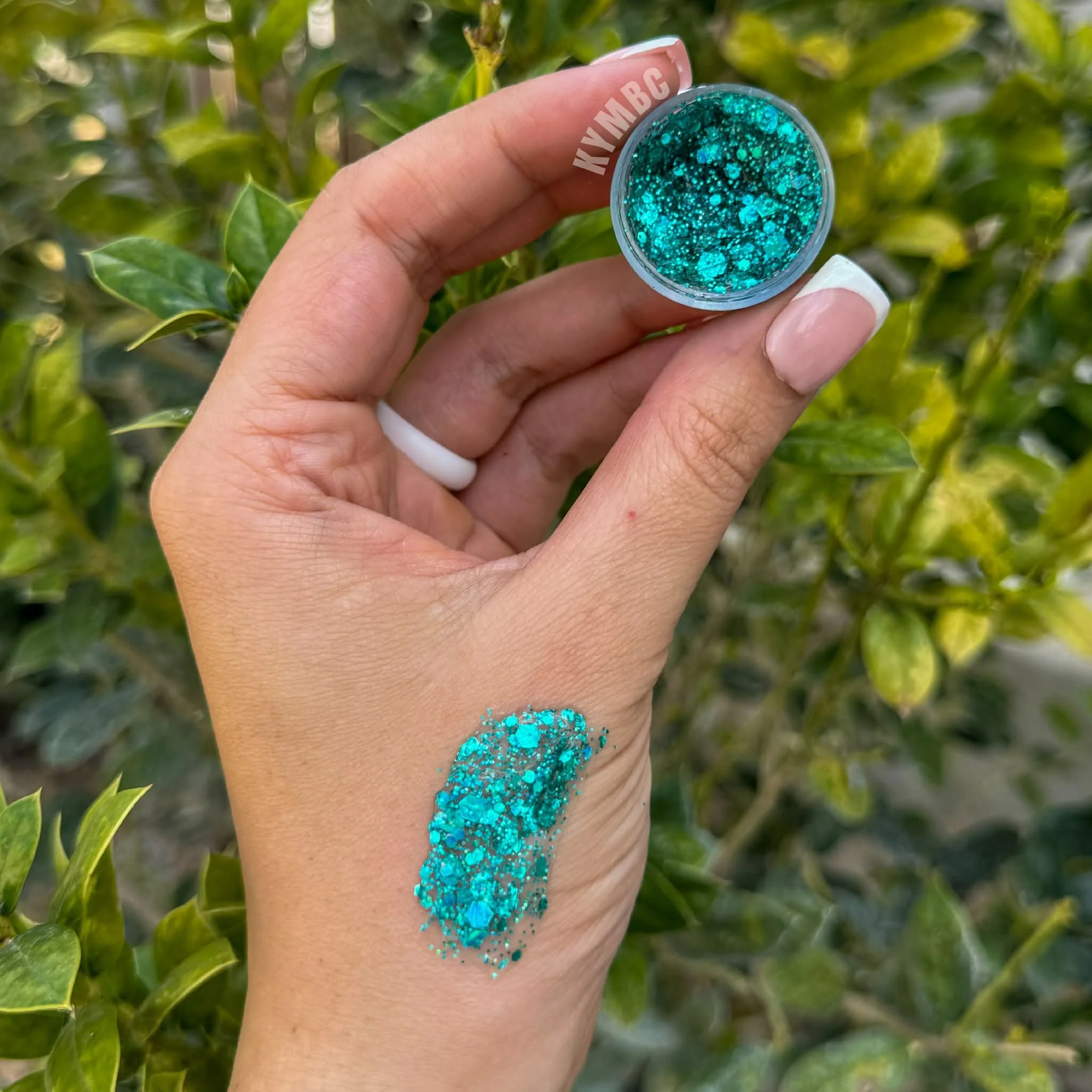 KEEPING IT TEAL HAIR GLITTER