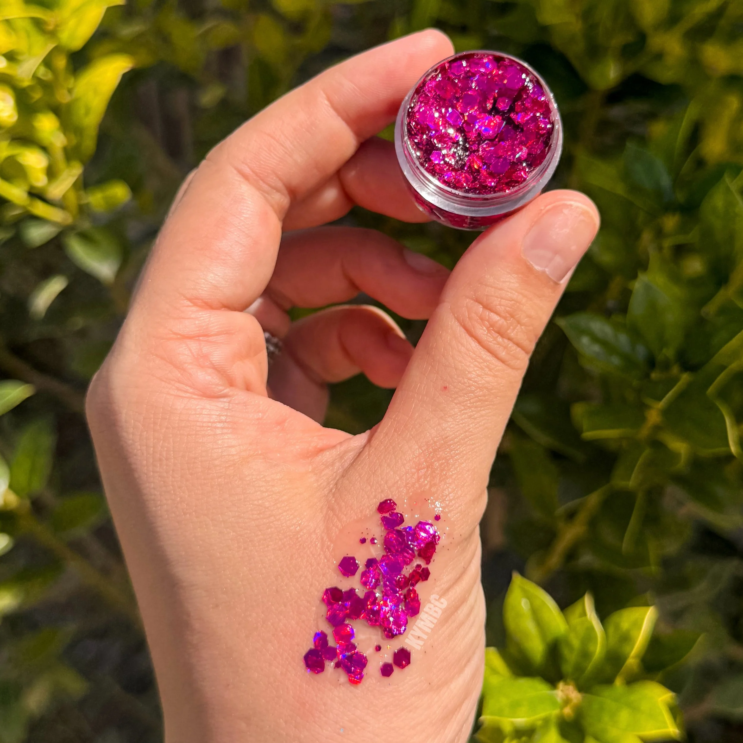 BERRY BLAST HAIR GLITTER