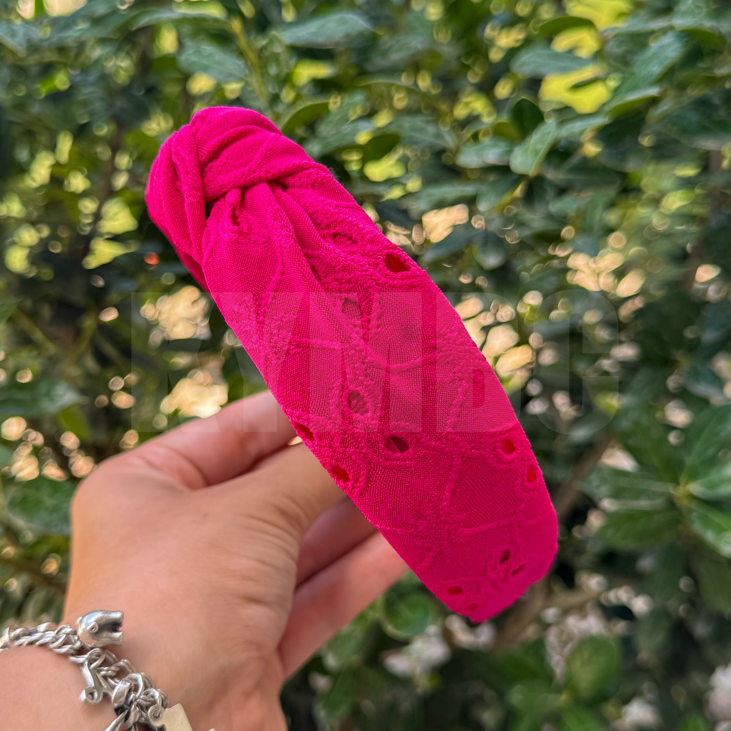 EYELET B KNOTTED HEADBANDS