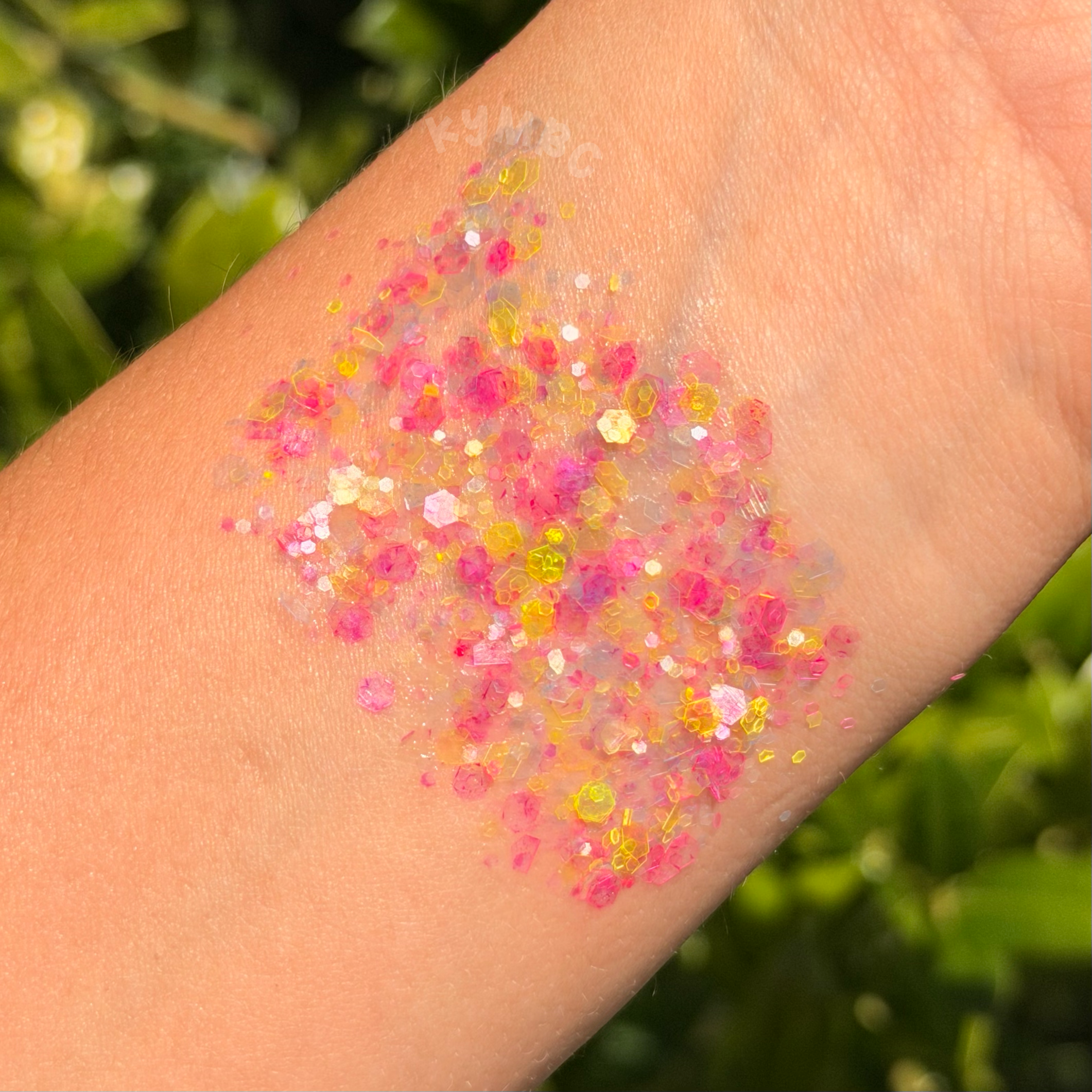 PINK LEMONADE HAIR GLITTER