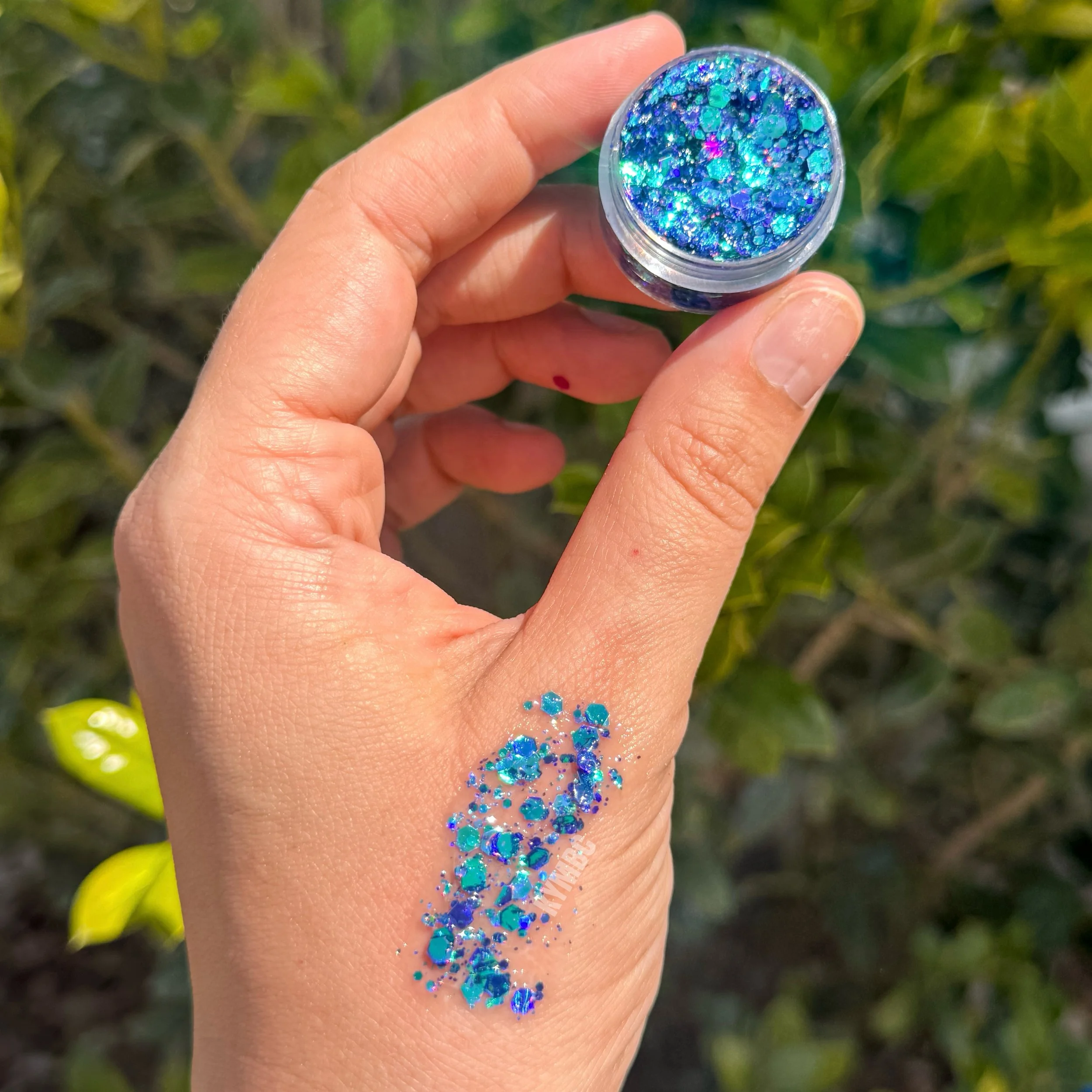 COASTAL GEM HAIR GLITTER