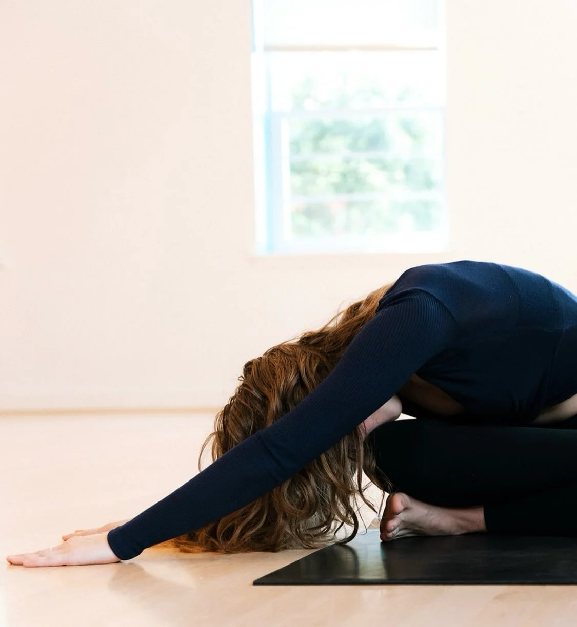 Rainy days invite us in, not only to our homes or wherever you are, but also to yourself. 

Classes tonight :

12 pm Pilates 
5:45 pm Yang ll 
6:00 pm myo yin 
6:00 pm TAOU x Katonah 
7:15 pm yin 
7:15 pm sound 

#createyou