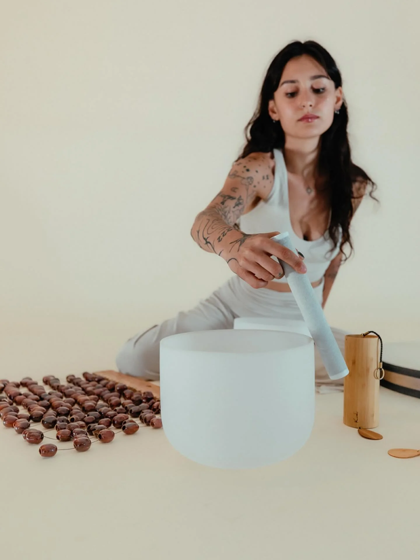 BATHE IN SOUND TONIGHT 6 PM - 7 PM with @earth222maile

Maile will create the soundscape using crystal singing bowls, chimes, rain instruments, and other vibrational tones, to help open the heart, expand awareness and re-charge the nervous system.

W