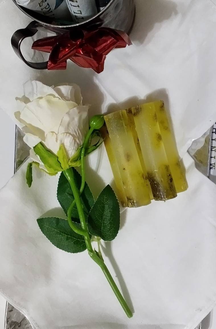 https://www.etsy.com/img/35873006/r/il/dce7c3/4393631340/il_fullxfull.4393631340_8923.jpg