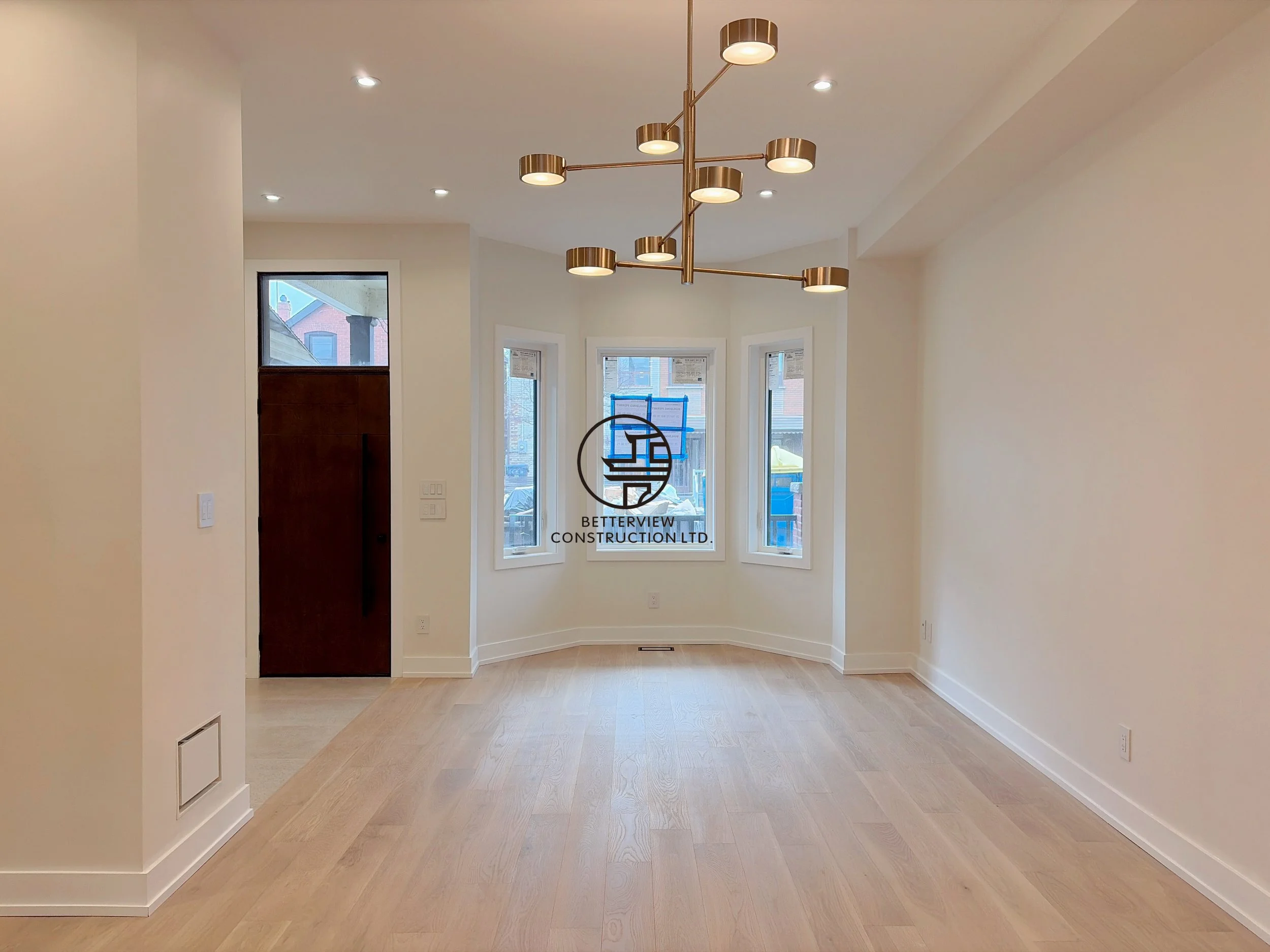 modern-dining-room-renovation-bay-window-lighting-toronto.jpg