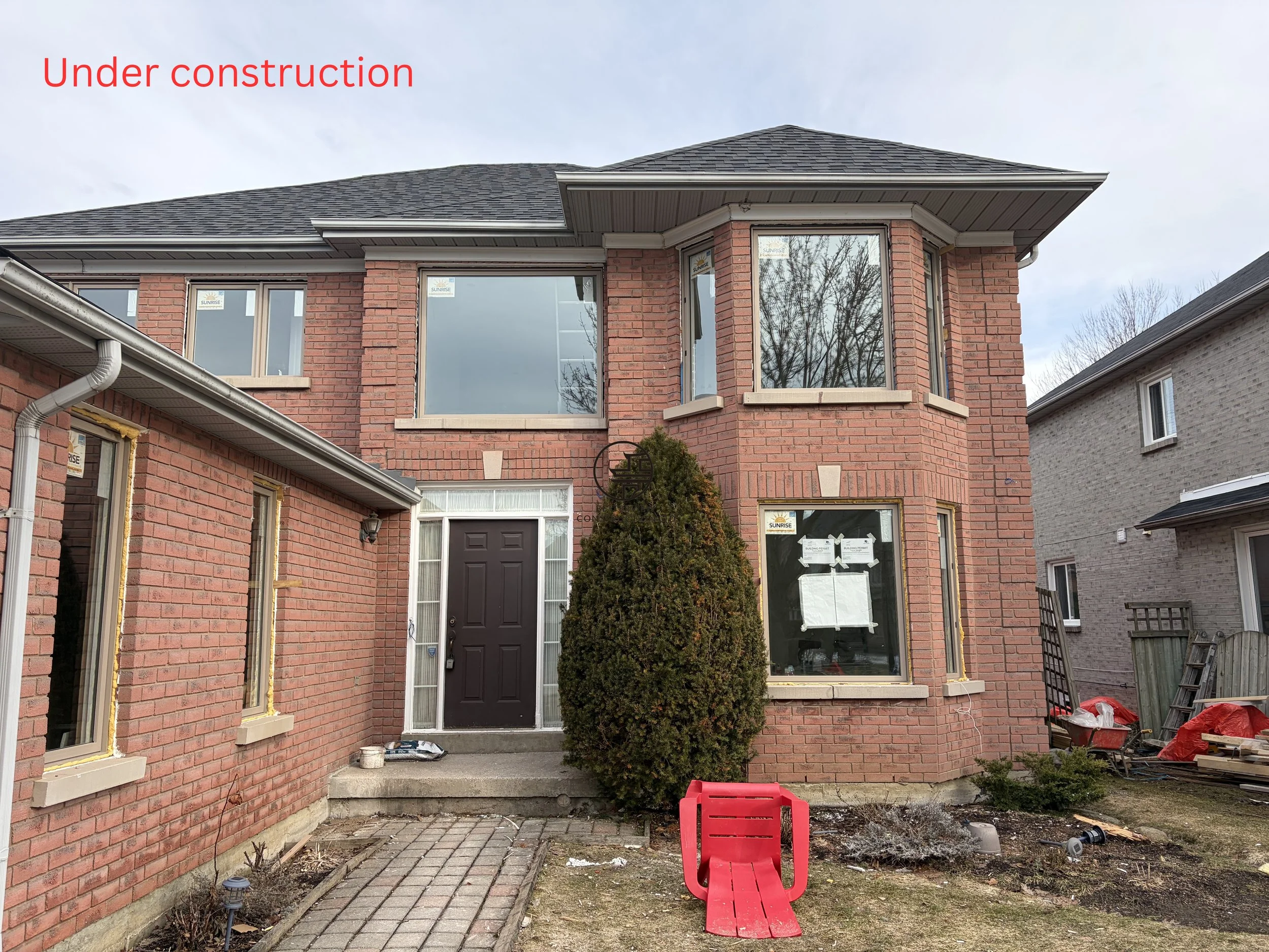 Under construction (2).jpg