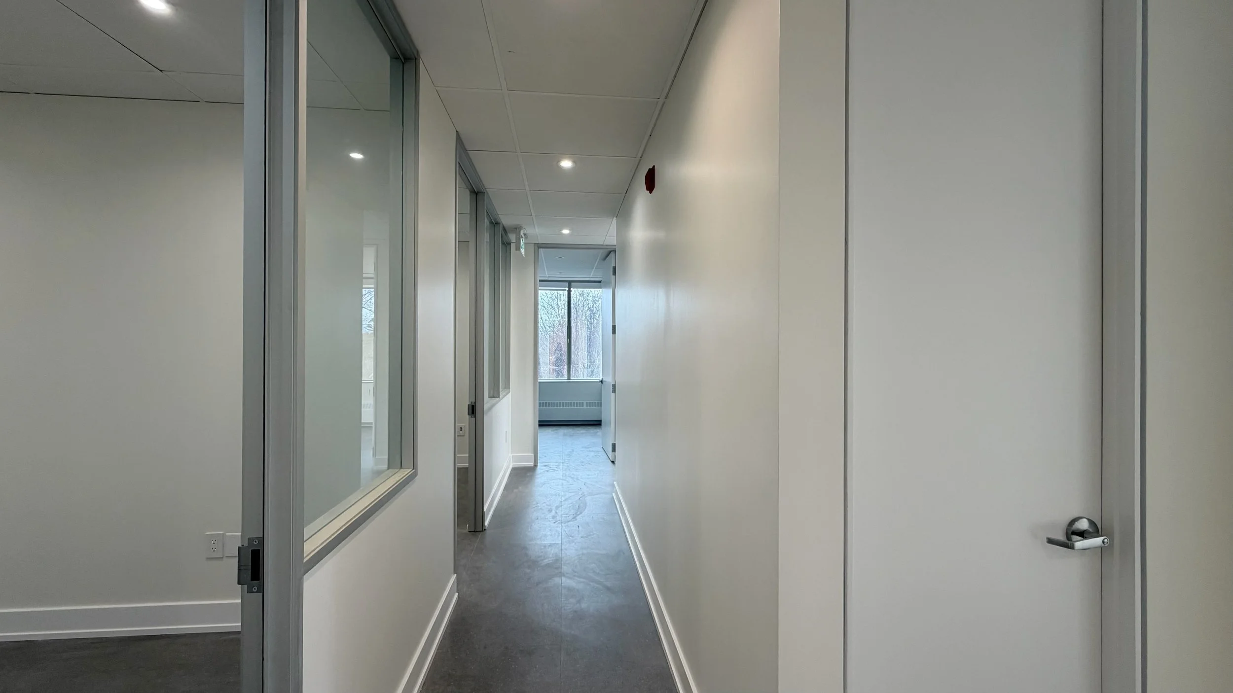 medical-clinic-corridor-renovation-private-rooms-glass-walls-toronto.jpg.jpg