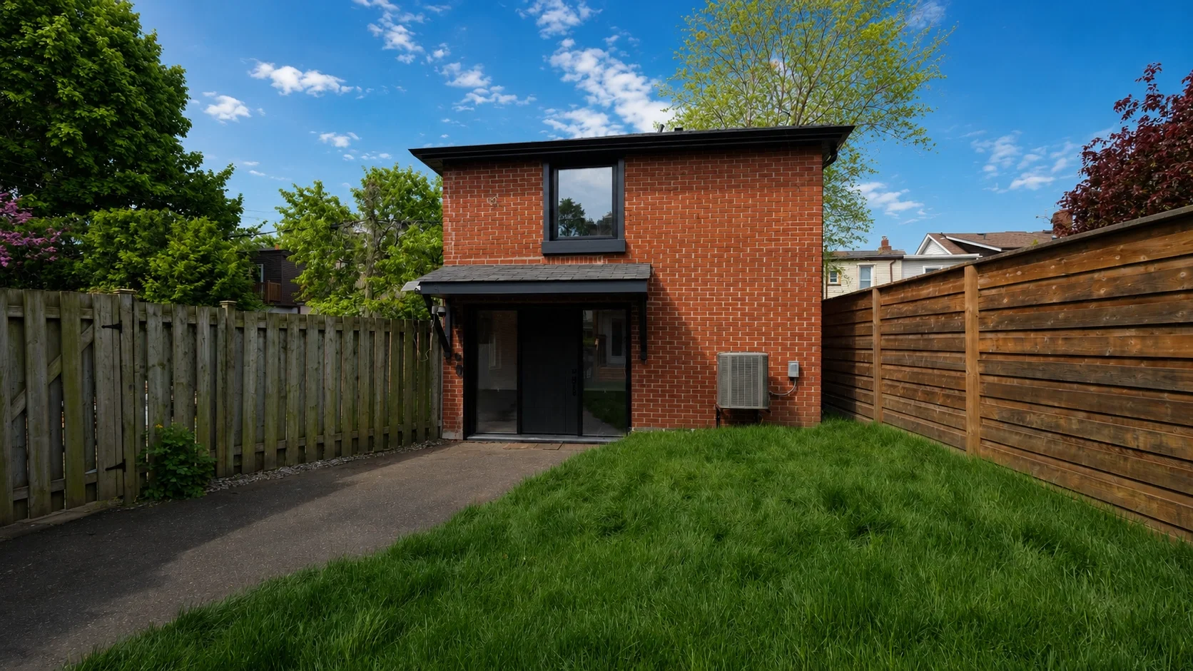 140 East York - Garden Suite