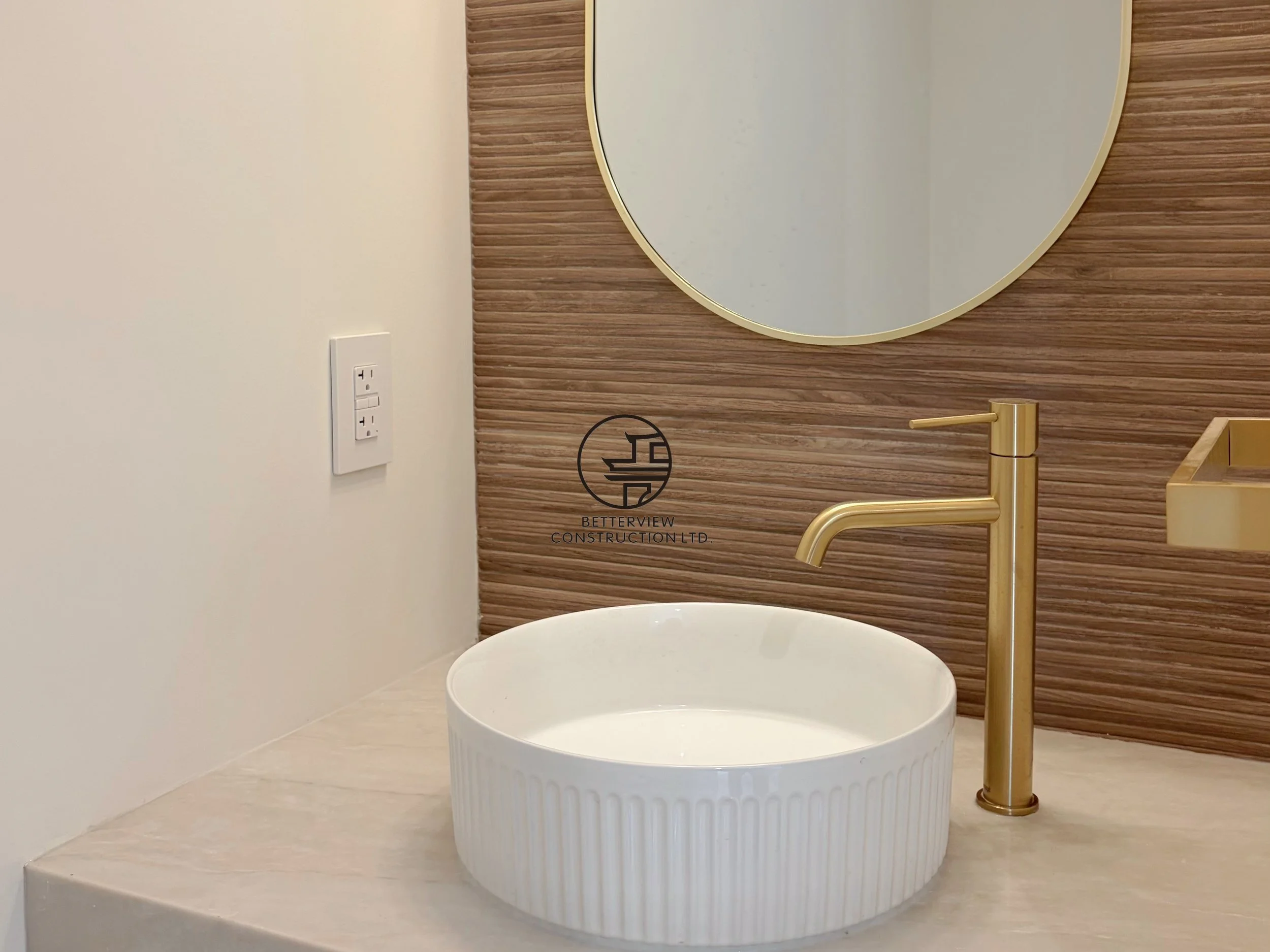 modern-bathroom-vanity-vessel-sink-gold-faucet-wood-accent-wall-toronto.jpg.jpg
