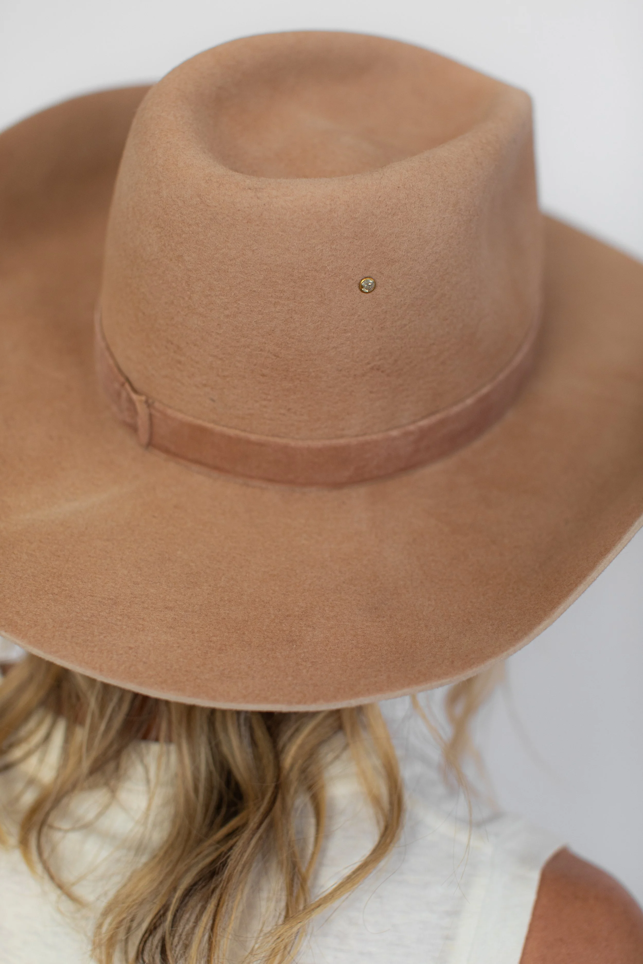 AlterEgo-HatsOnModel-53.jpg