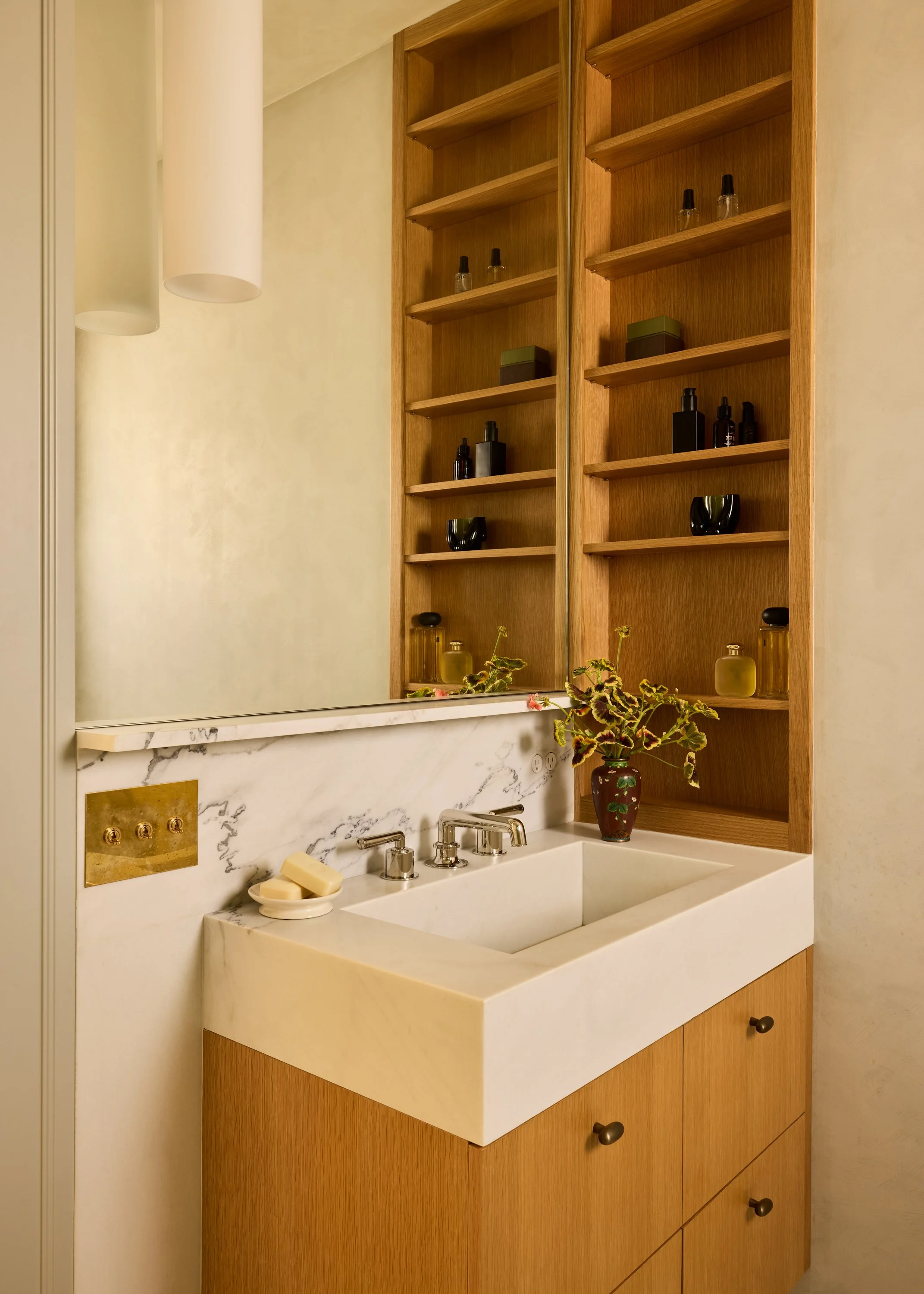Plaza-Drive_Primary-Bathroom_005.jpg