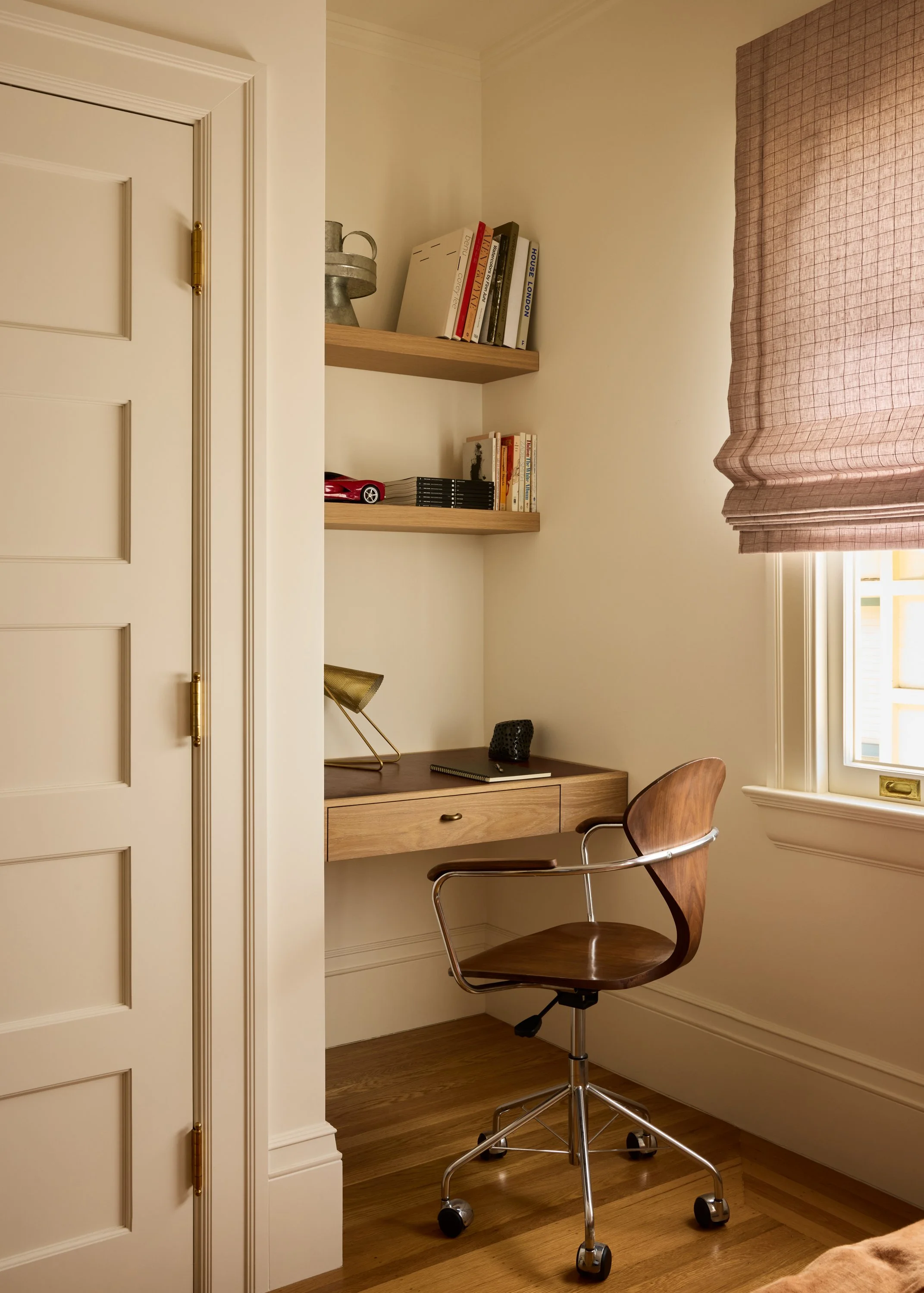 Plaza-Drive_Office-Boys_004.jpg