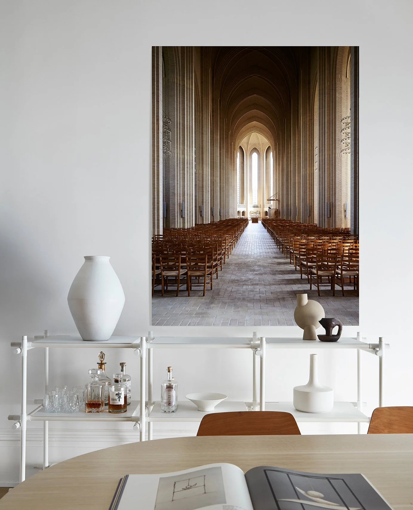 DM1219_ErinHiemstra__DININGROOM_V3-4913_HERO_R.jpg