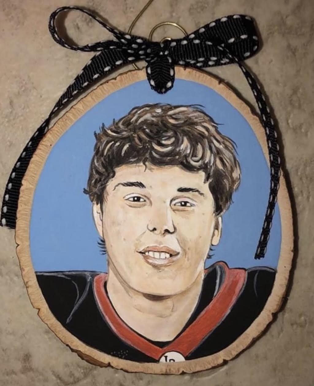 AlyseKeithPeopleOrnament3.jpeg