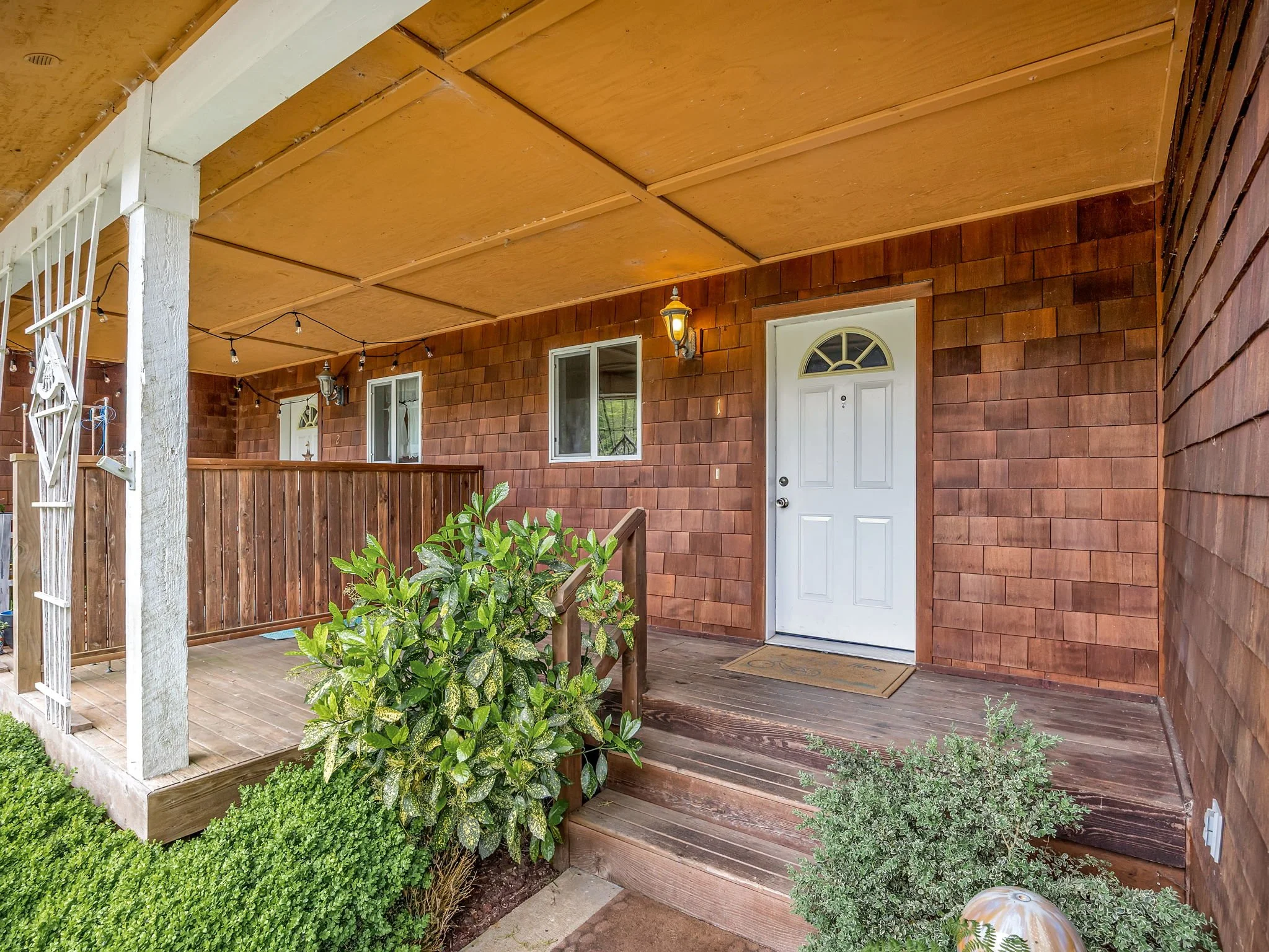 7-web-or-mls-90560 Logan Rd-7.jpg