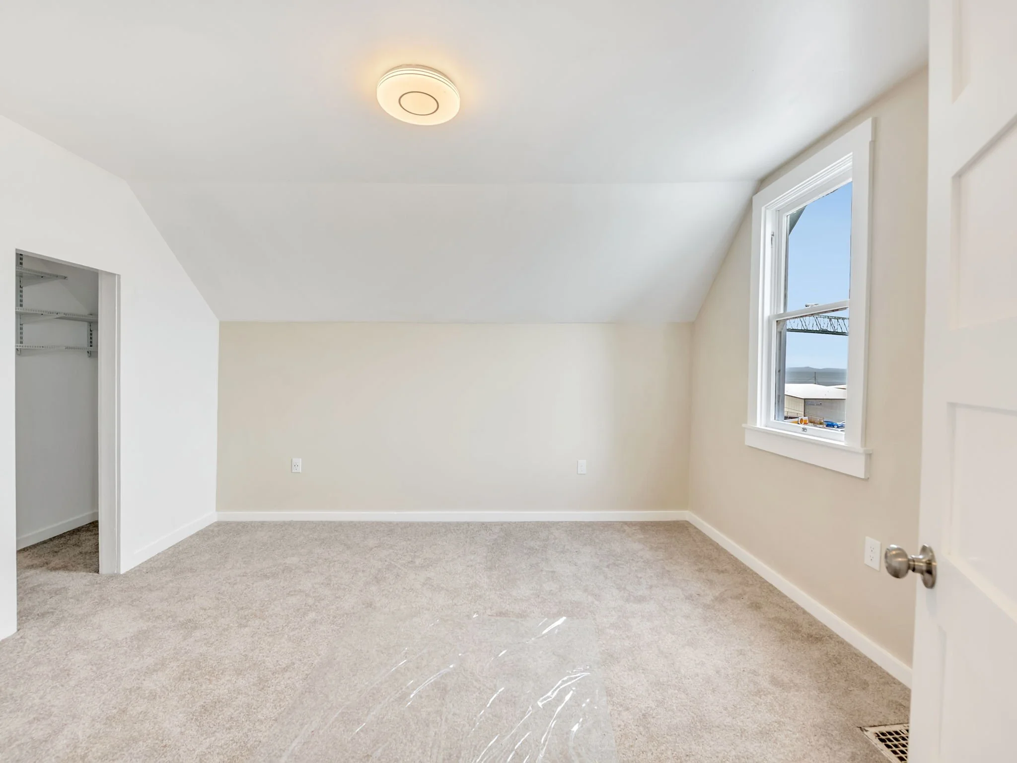 30-web-or-mls-66-70 Bond St-26.jpg