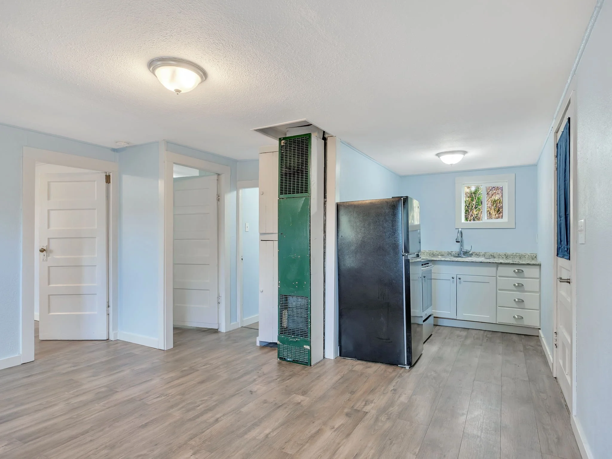 10-web-or-mls-91907 Hwy 104-09.jpg