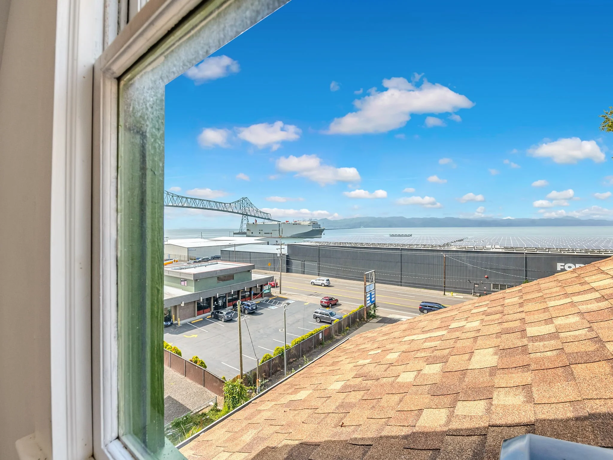 58-web-or-mls-66-70 Bond St-50.jpg