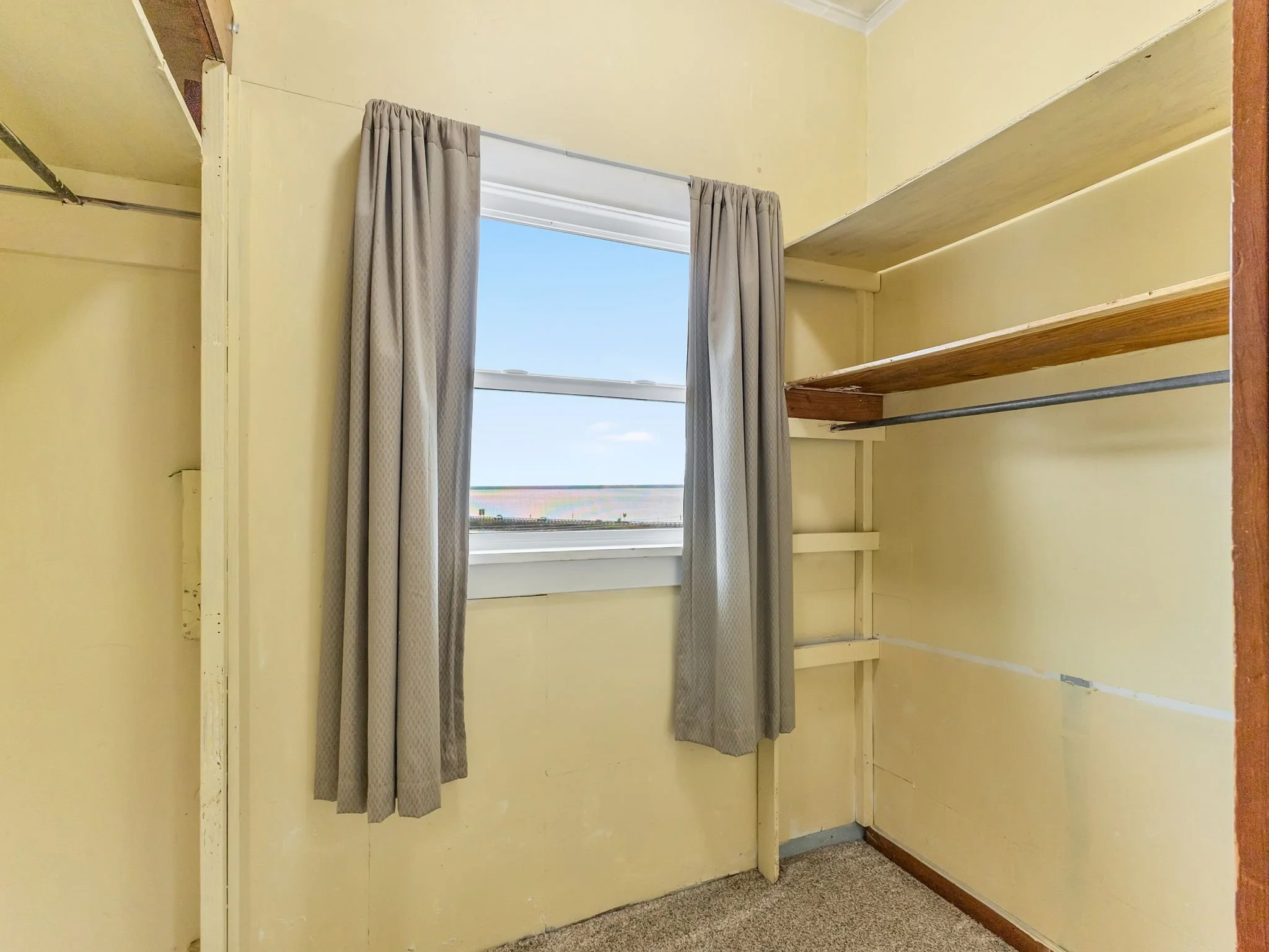 23-web-or-mls-612 Florence Ave #2-20.jpg