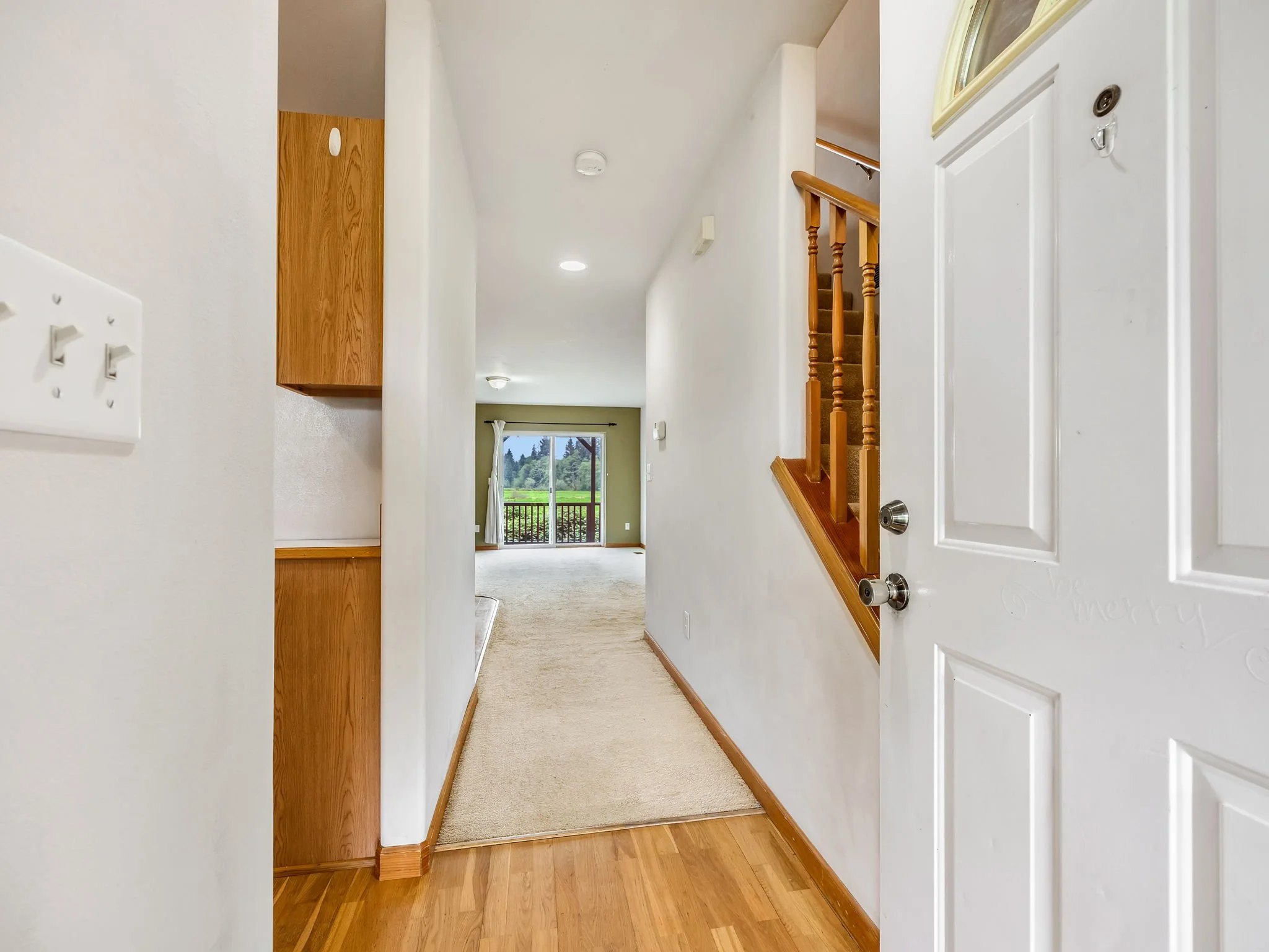 8-web-or-mls-90560 Logan Rd-8.jpg