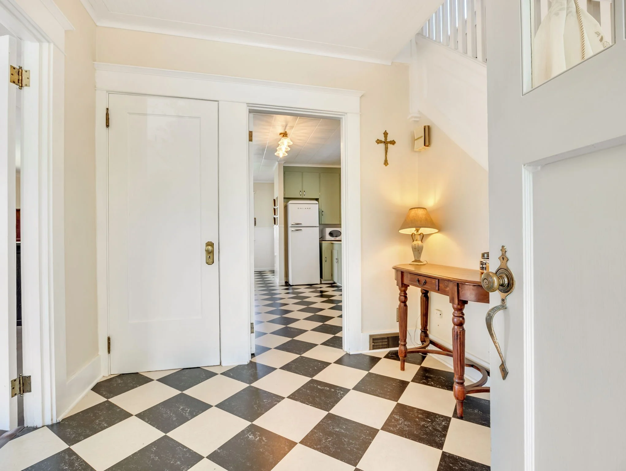 10-web-or-mls-192 W Exchange St-08.jpg