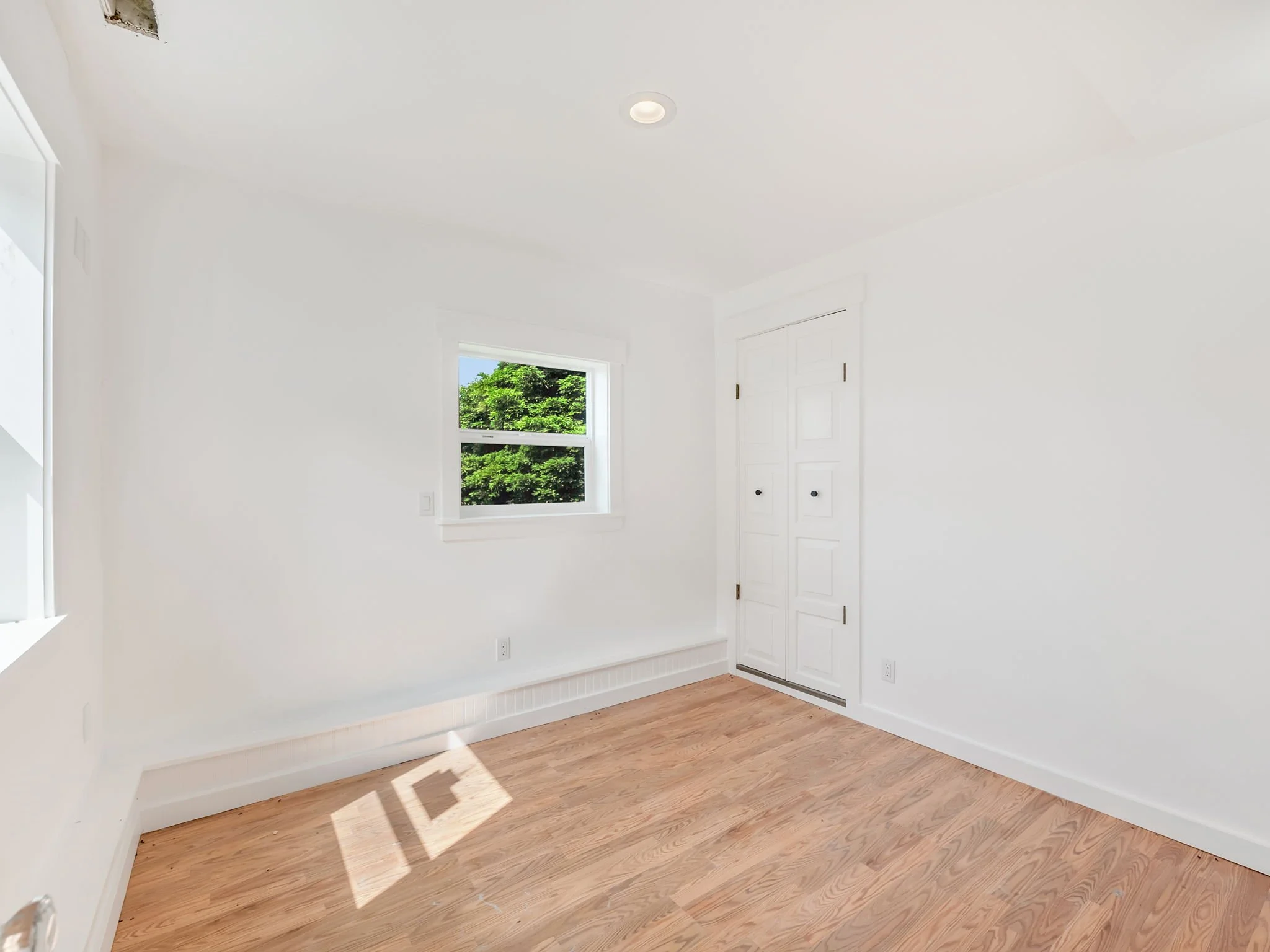 69-web-or-mls-66-70 Bond St-61.jpg