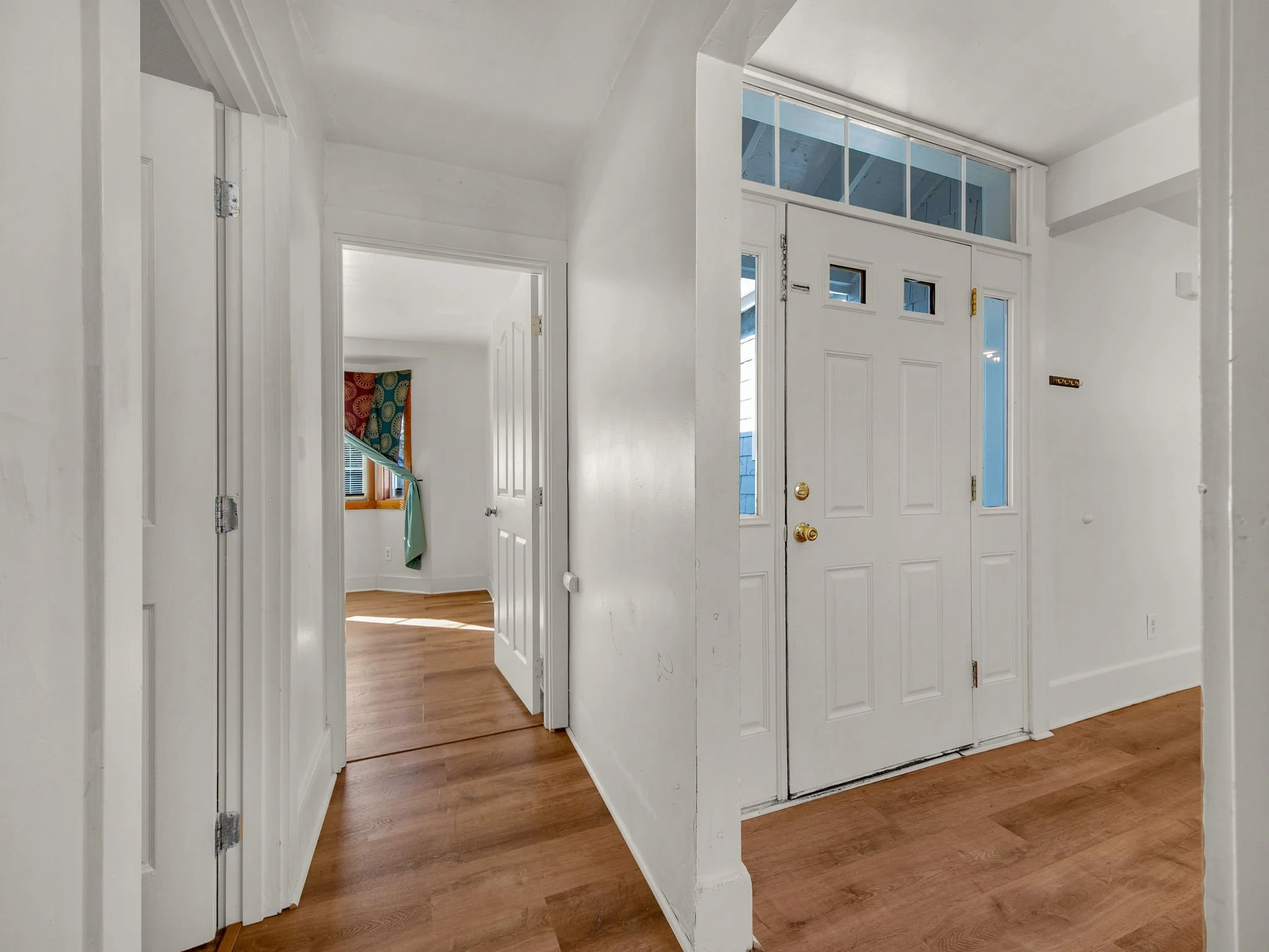 39-web-or-mls-92303 Willow Rd-39.jpg