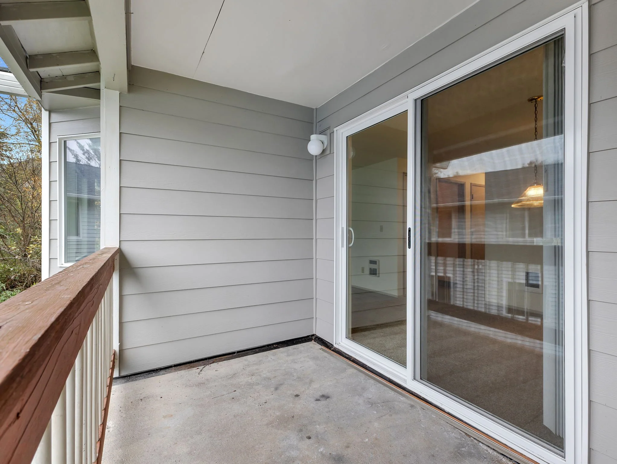 15-web-or-mls-355 S Wahanna Rd-15.jpg