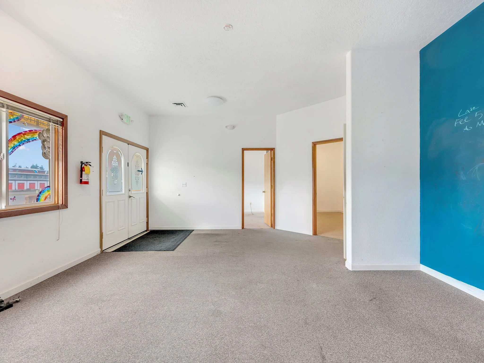 18-web-or-mls-4253 Hwy 101-18.jpg