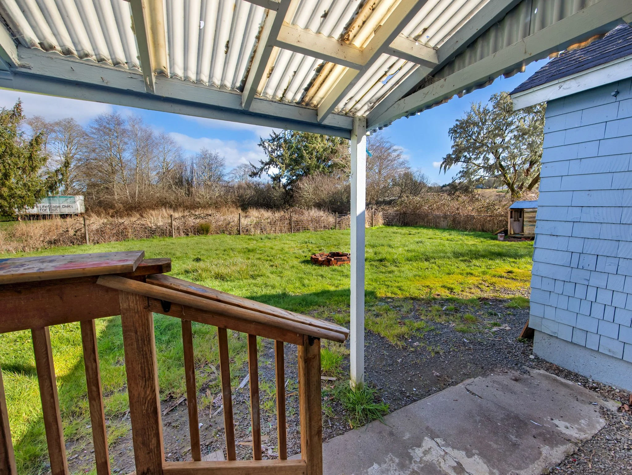 8-web-or-mls-92303 Willow Rd-13.jpg