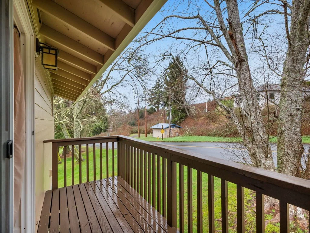 18-web-or-mls-1601 Broadway St #19-18.jpg